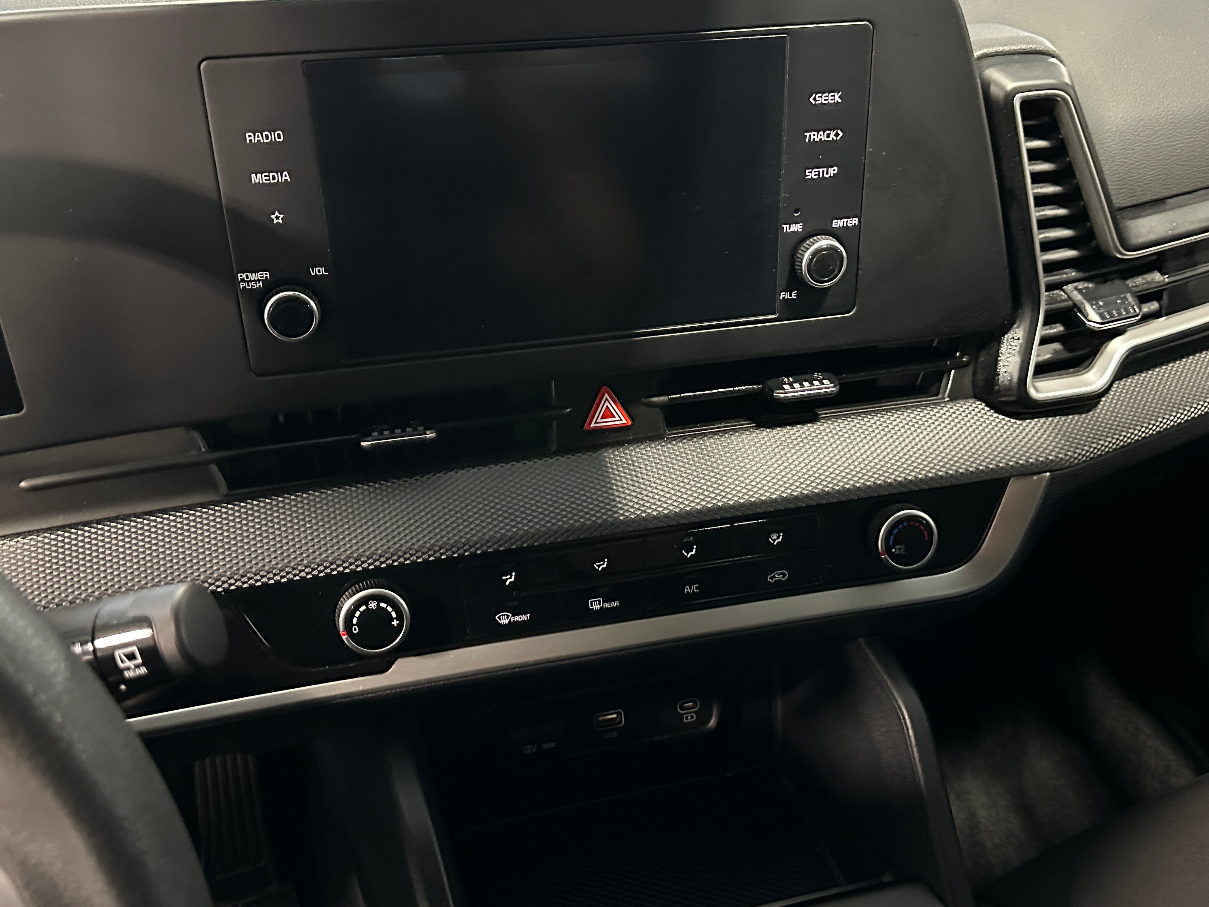2024 Kia Sportage LX 4