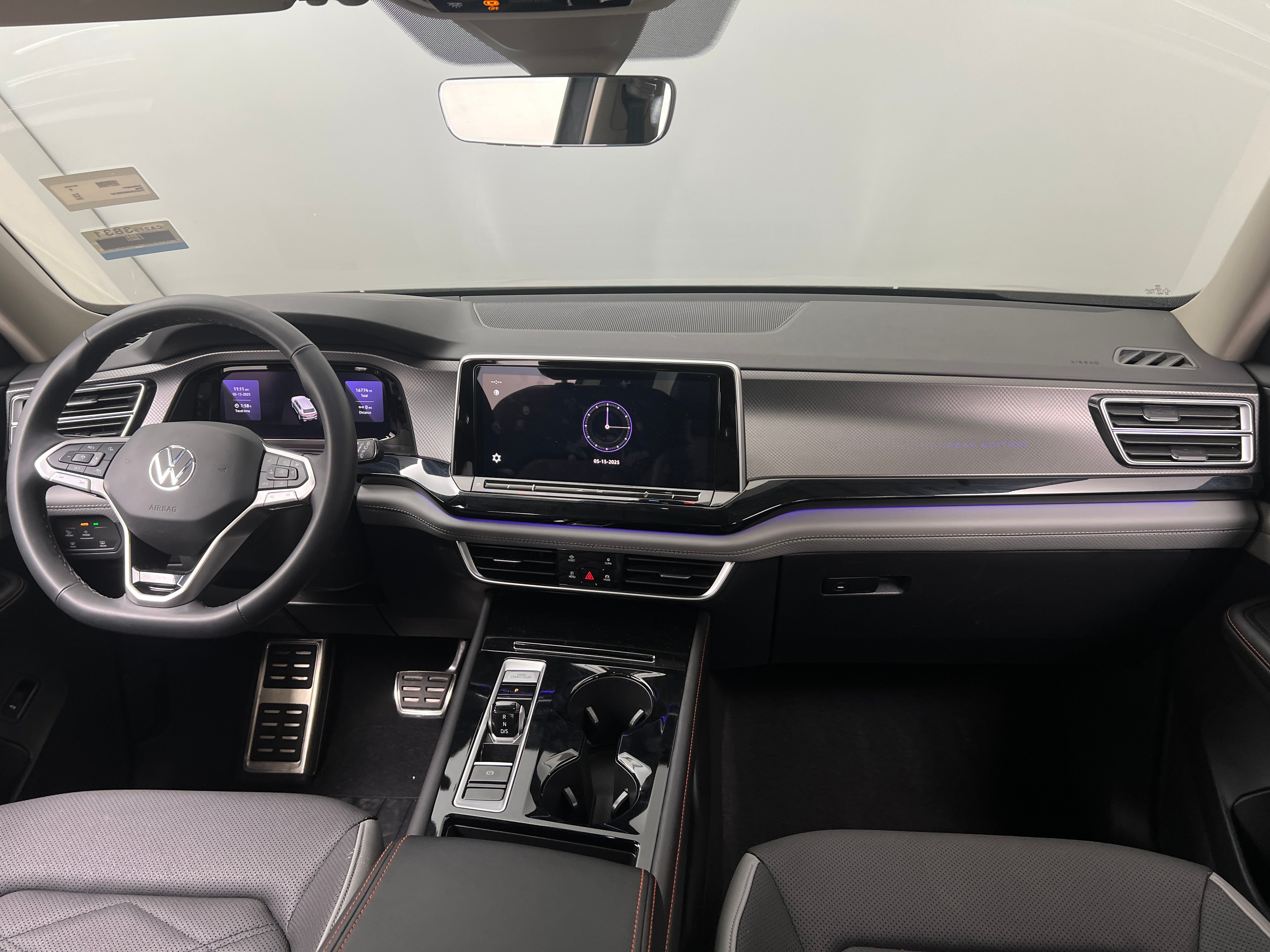 2024 Volkswagen Atlas Peak Edition SEL 2