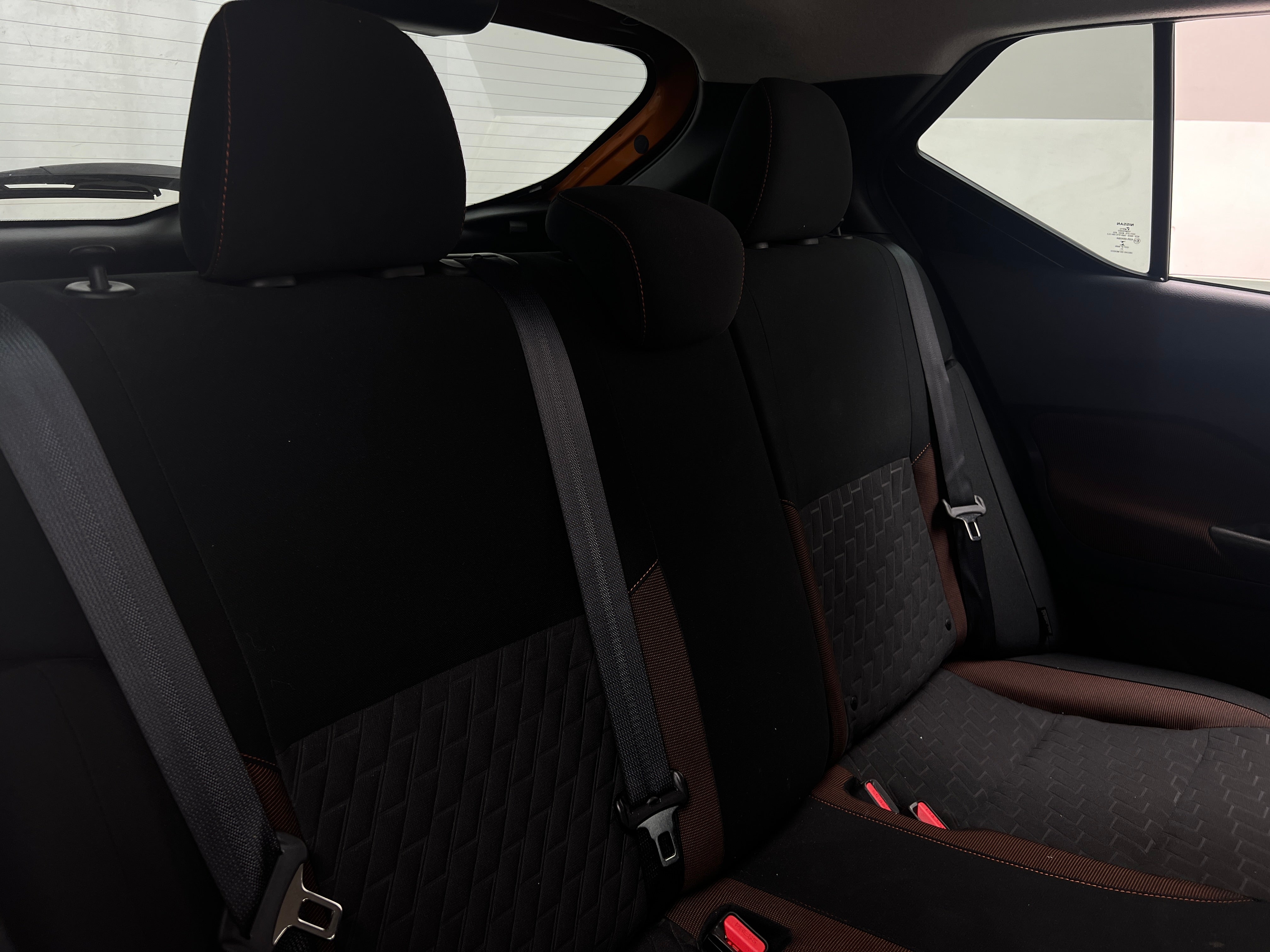 2022 Nissan Kicks SR 6
