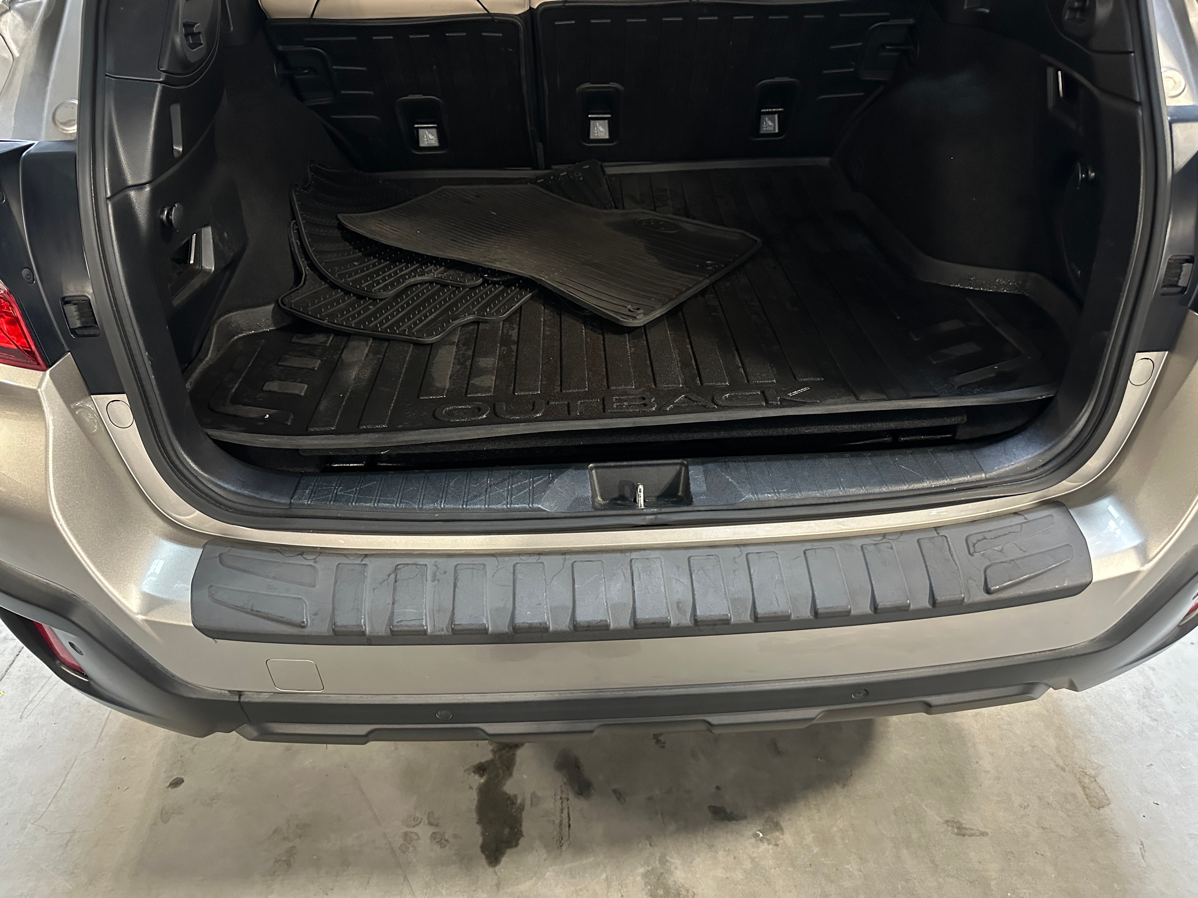 2018 Subaru Outback 3.6R Limited 6