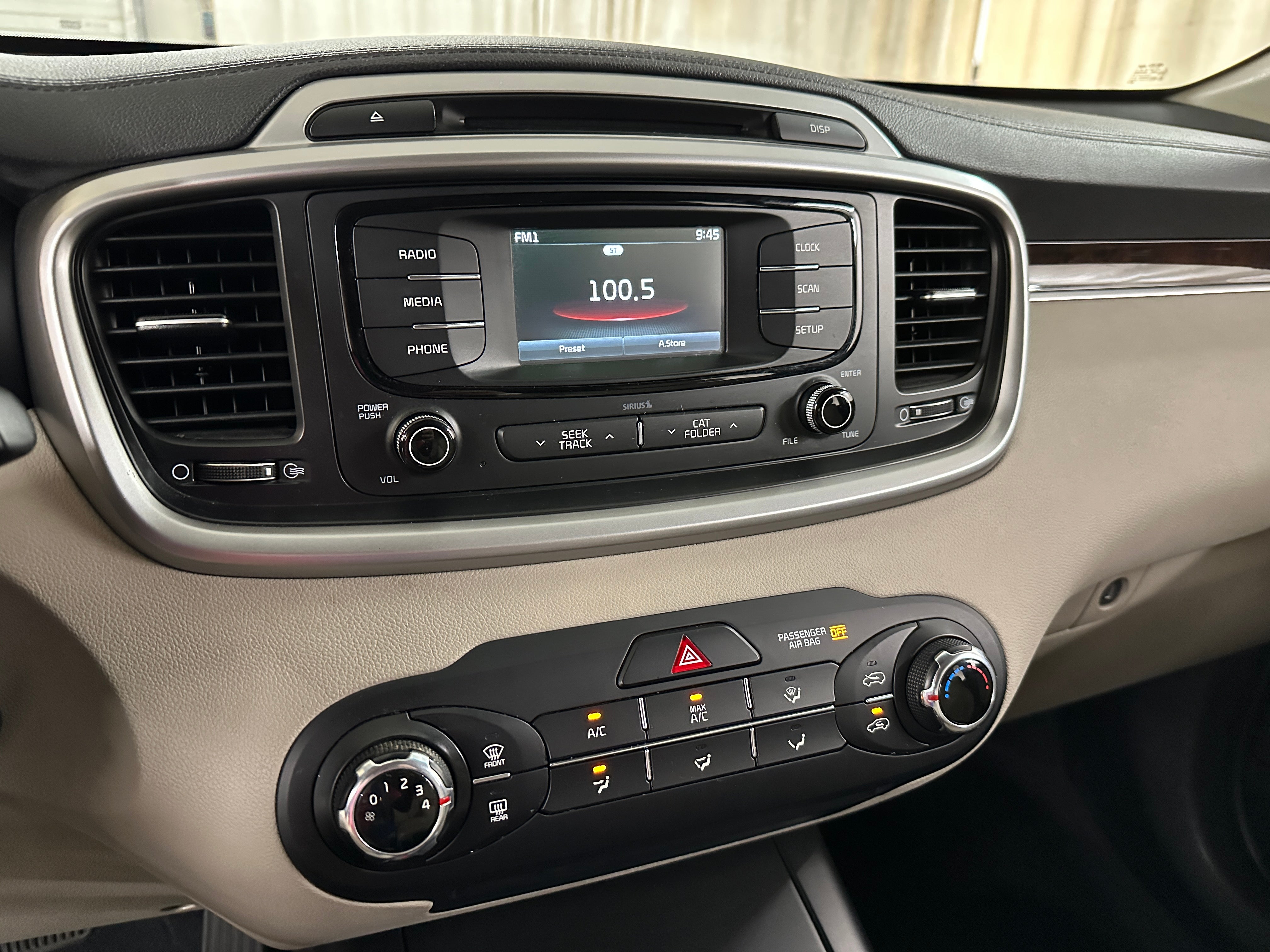 2017 Kia Sorento LX 4