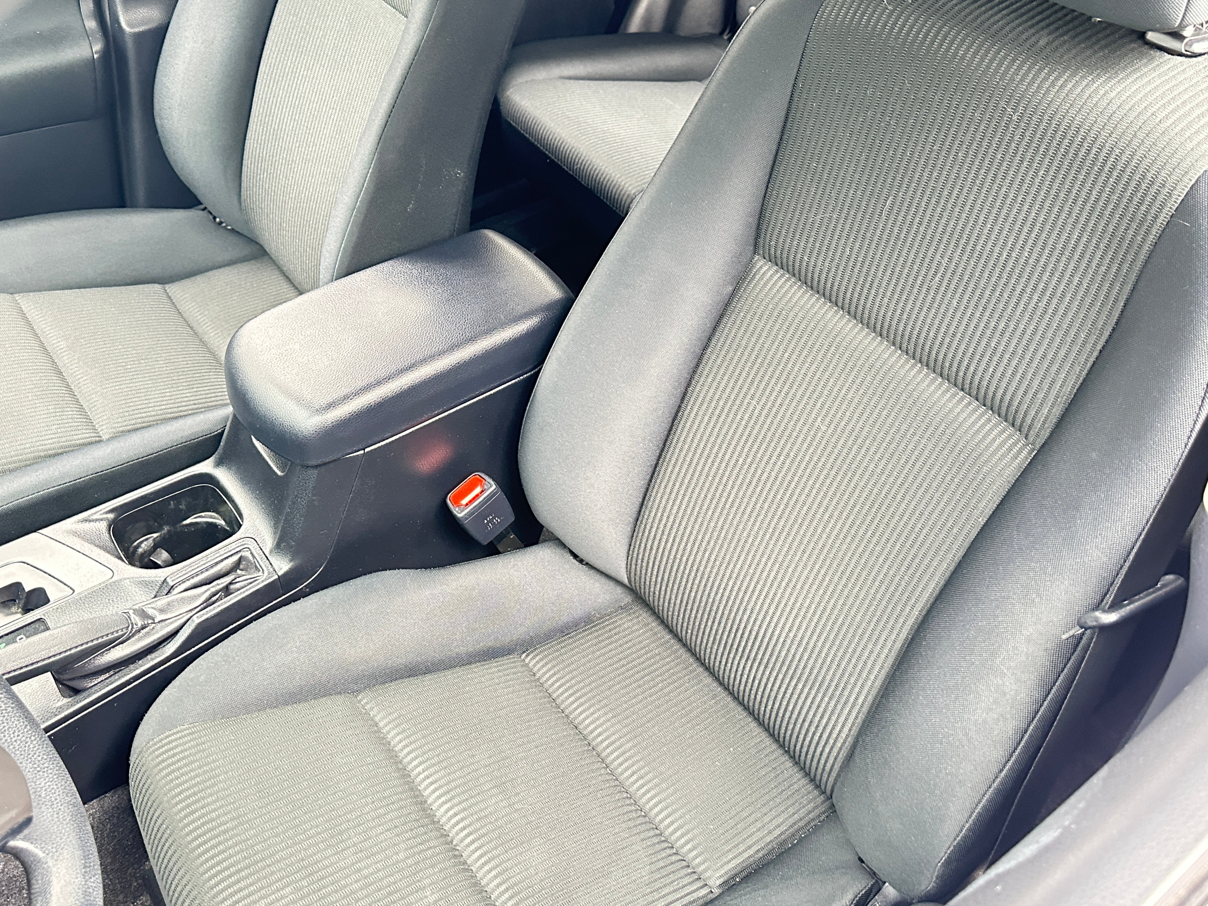 2017 Toyota RAV4 LE 2
