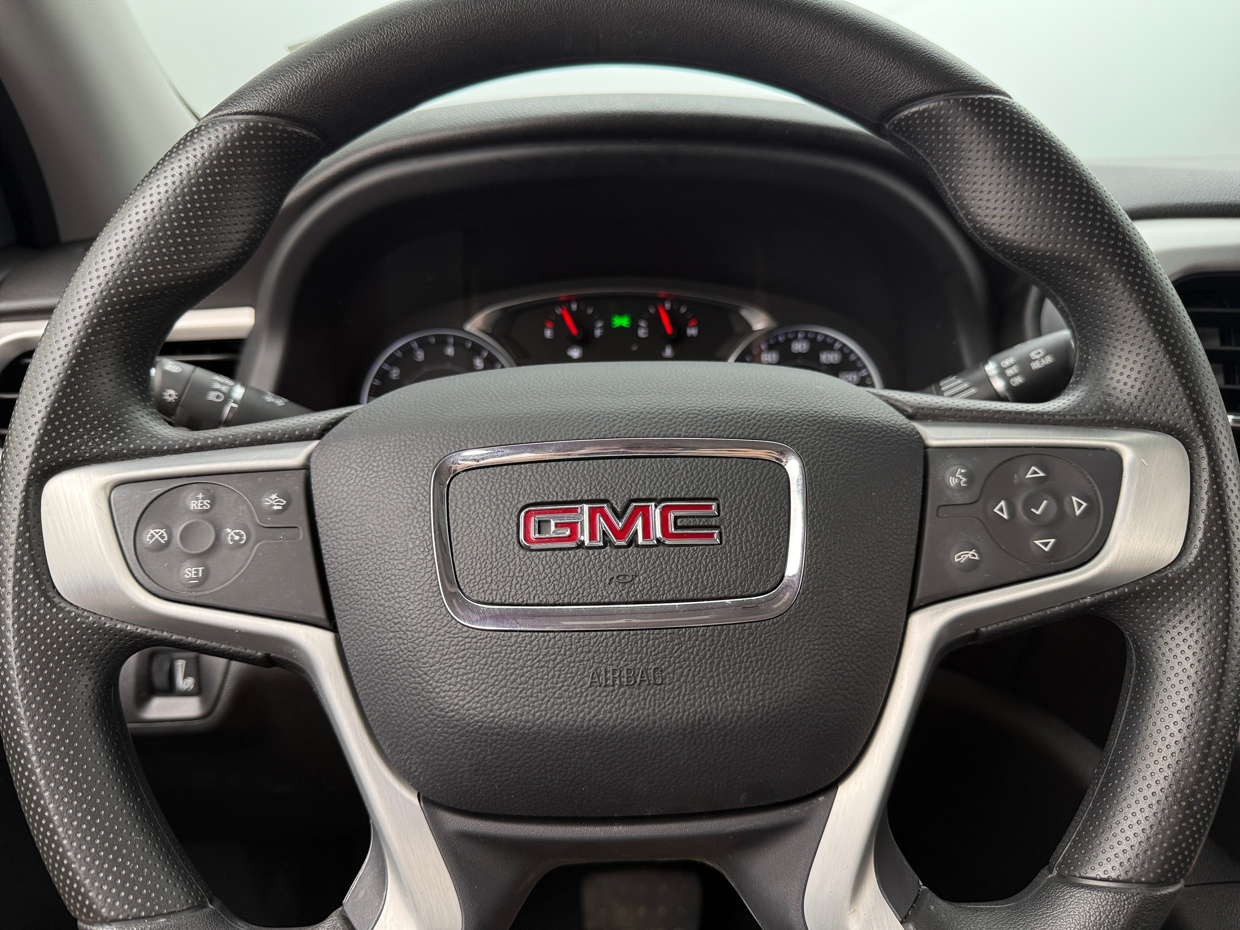 2023 GMC Acadia SLE 5