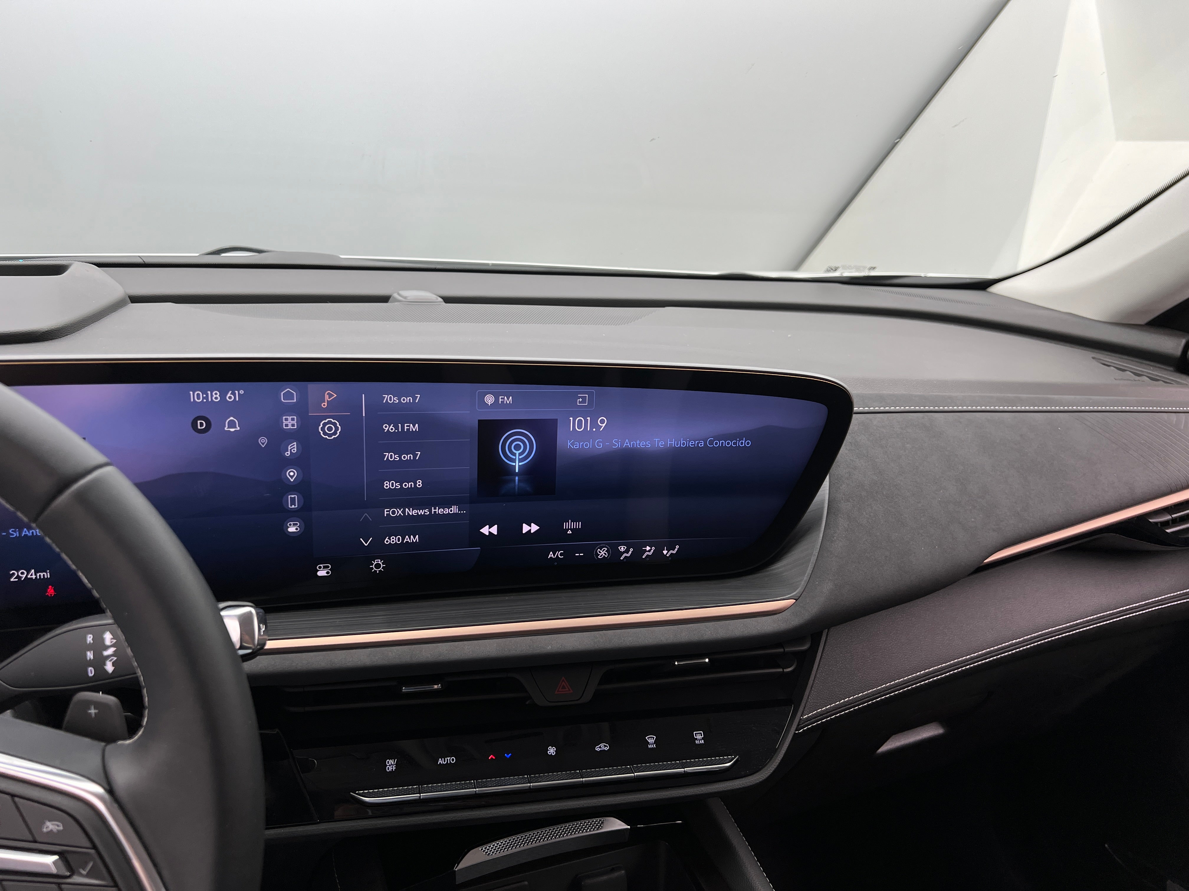 2024 Buick Envision Sport Touring 3