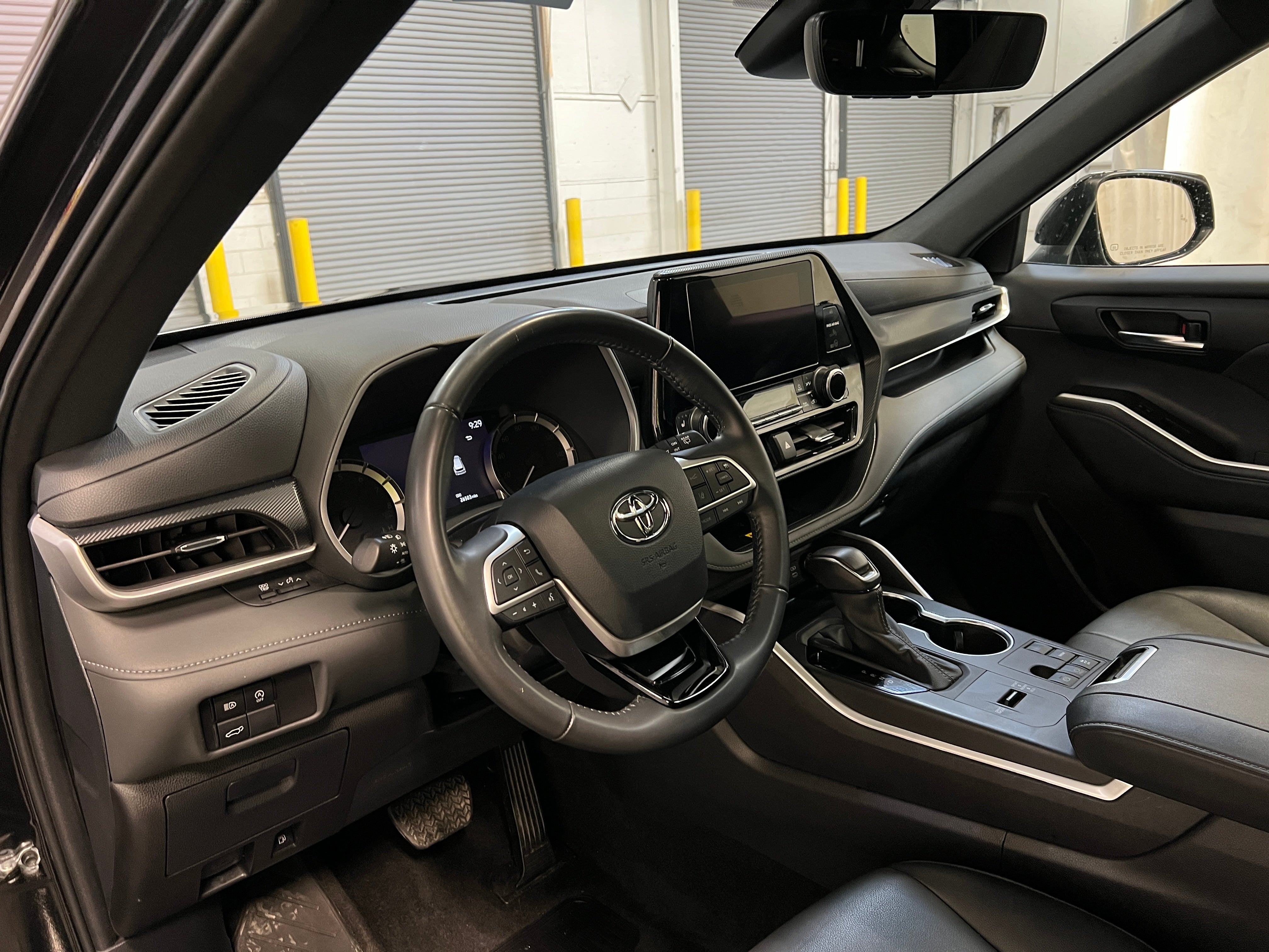2024 Toyota Highlander XSE 2