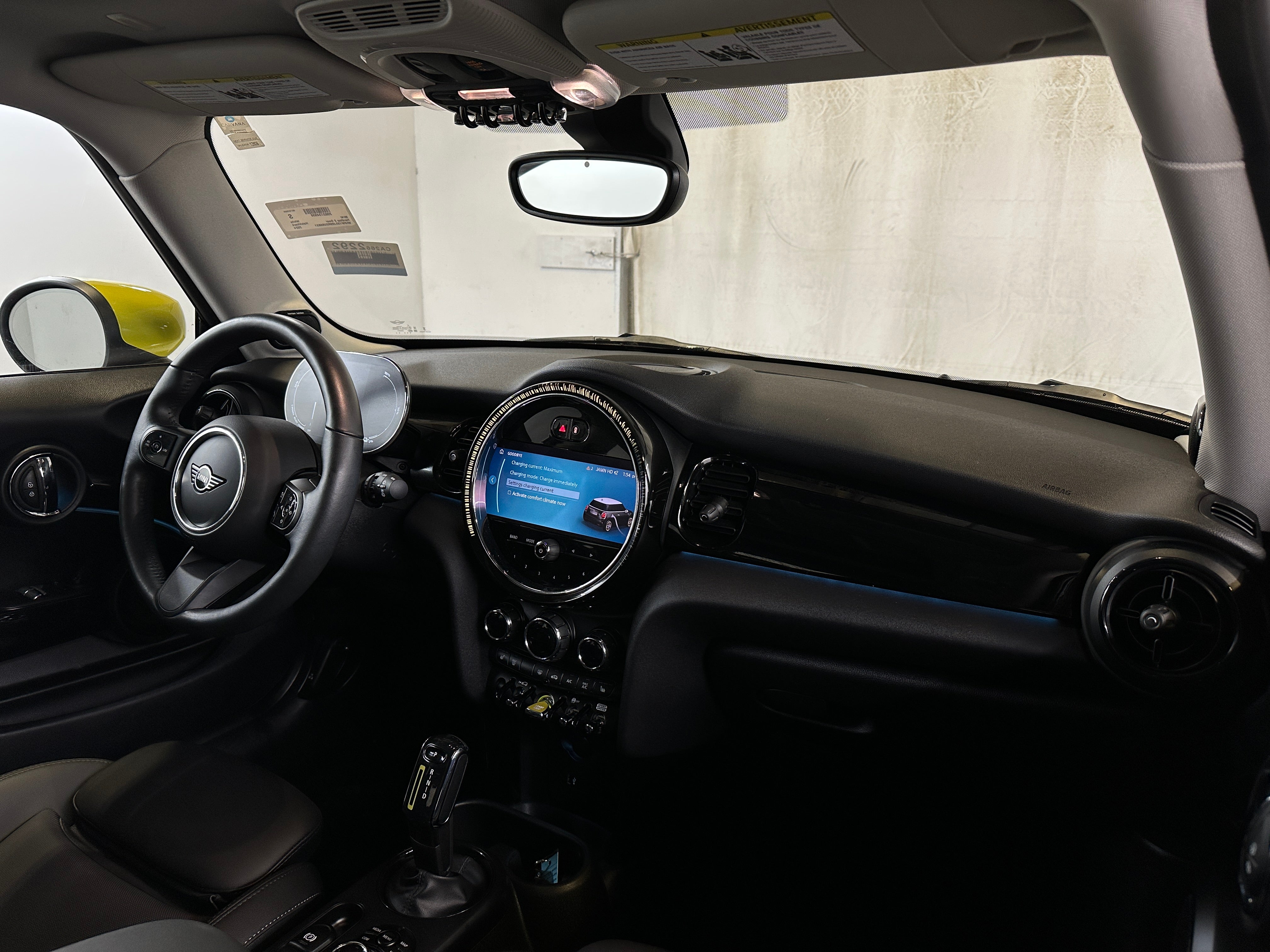 2024 MINI Cooper Hardtop SE 2