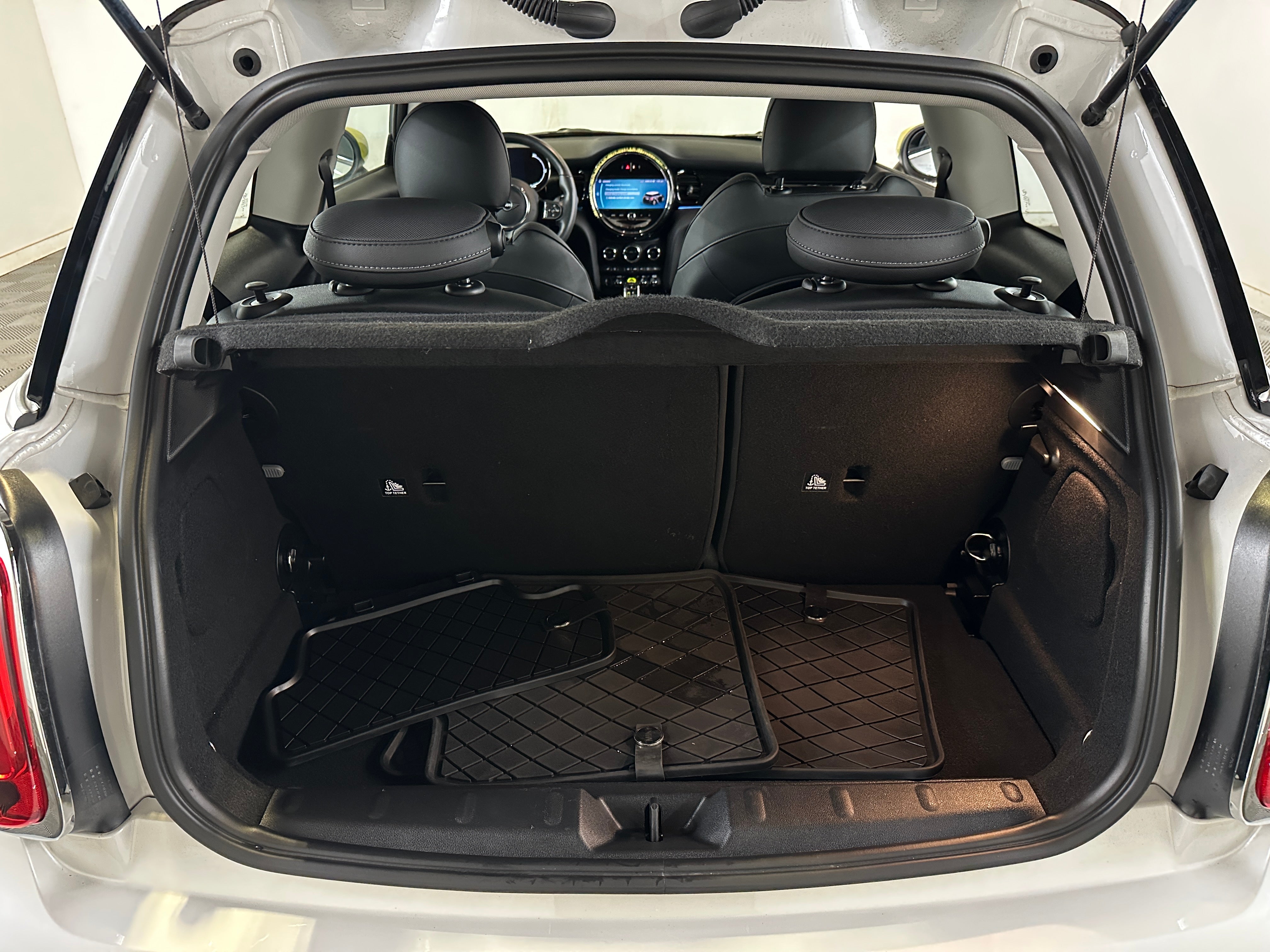2024 MINI Cooper Hardtop SE 6