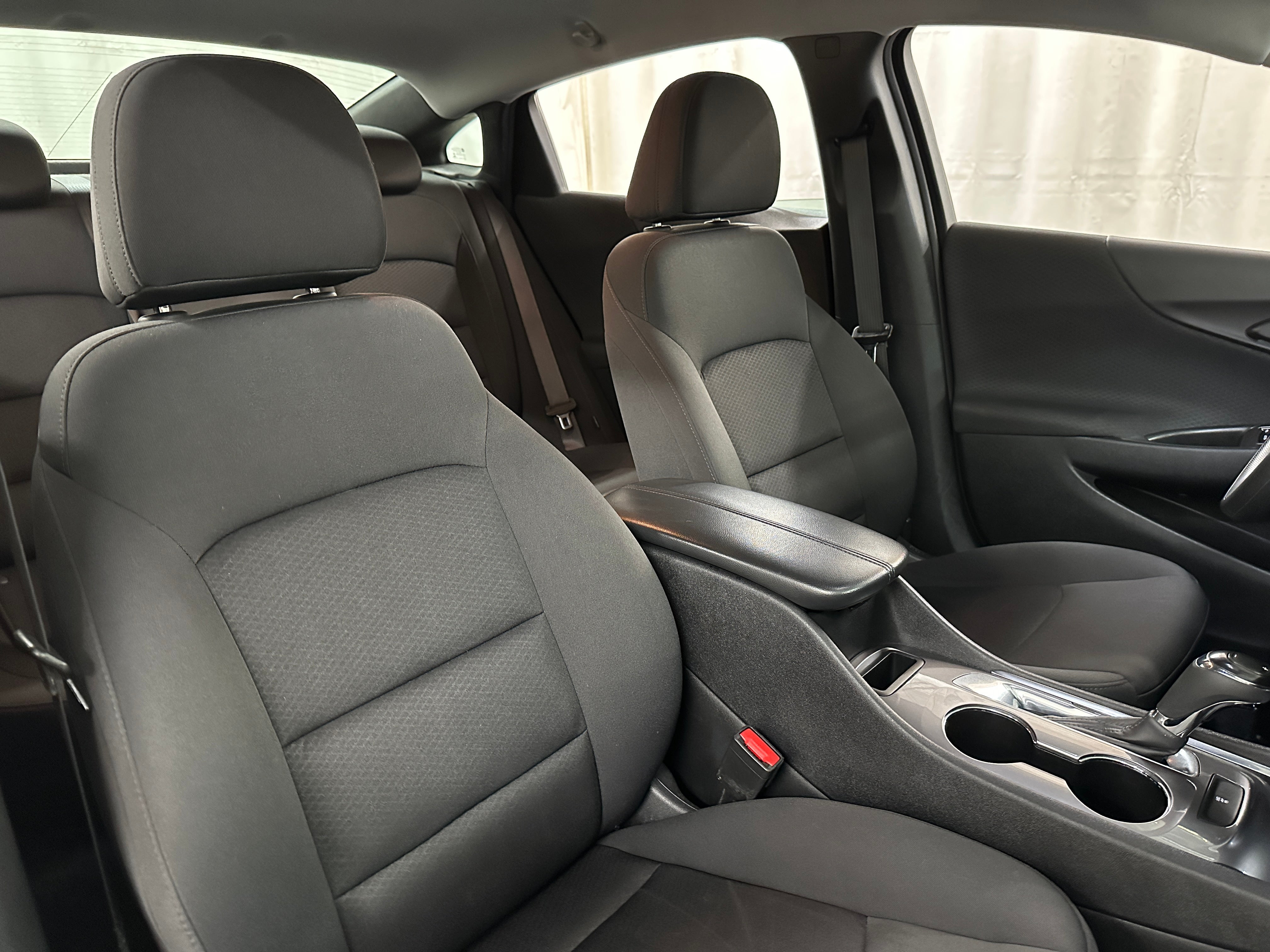 2020 Chevrolet Malibu LT 2