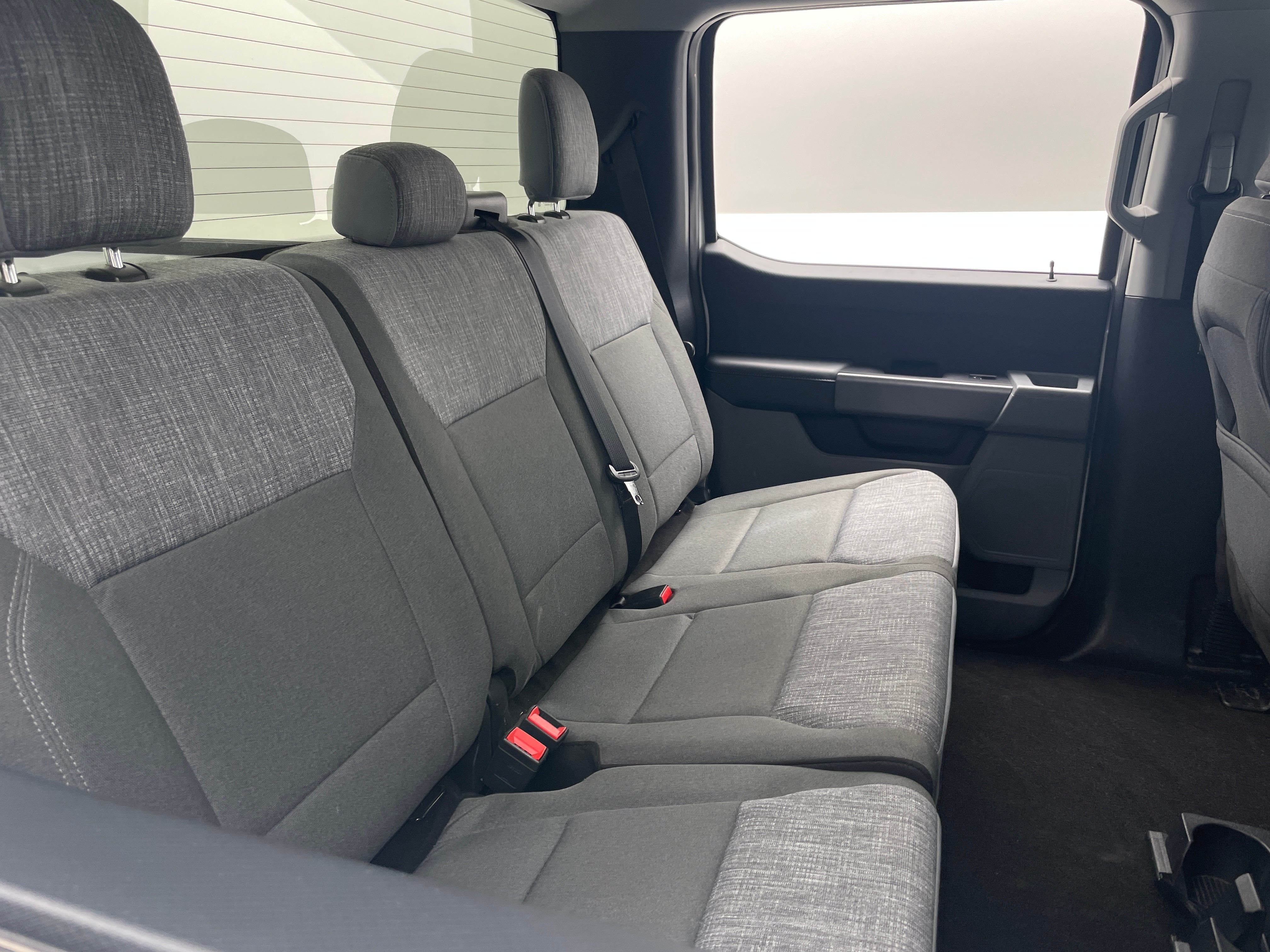 2022 Ford Econoline E-150 6