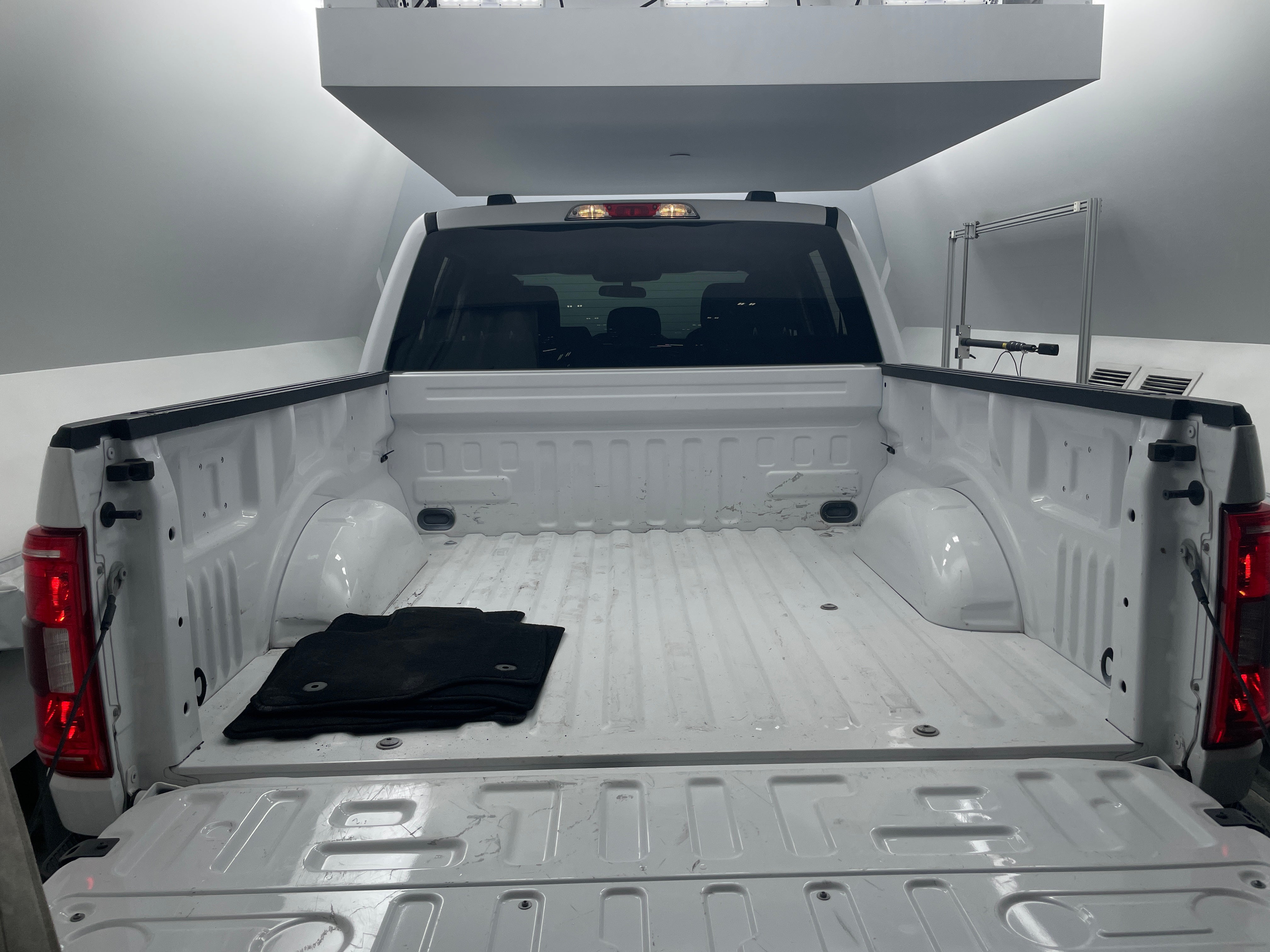 2022 Ford Econoline E-150 7