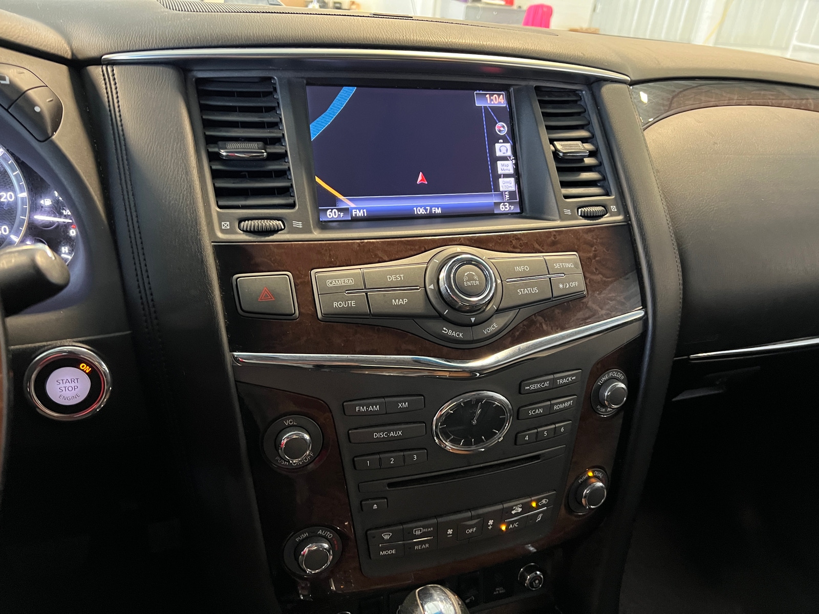 Thumbnail: 2013 INFINITI QX56 - 3