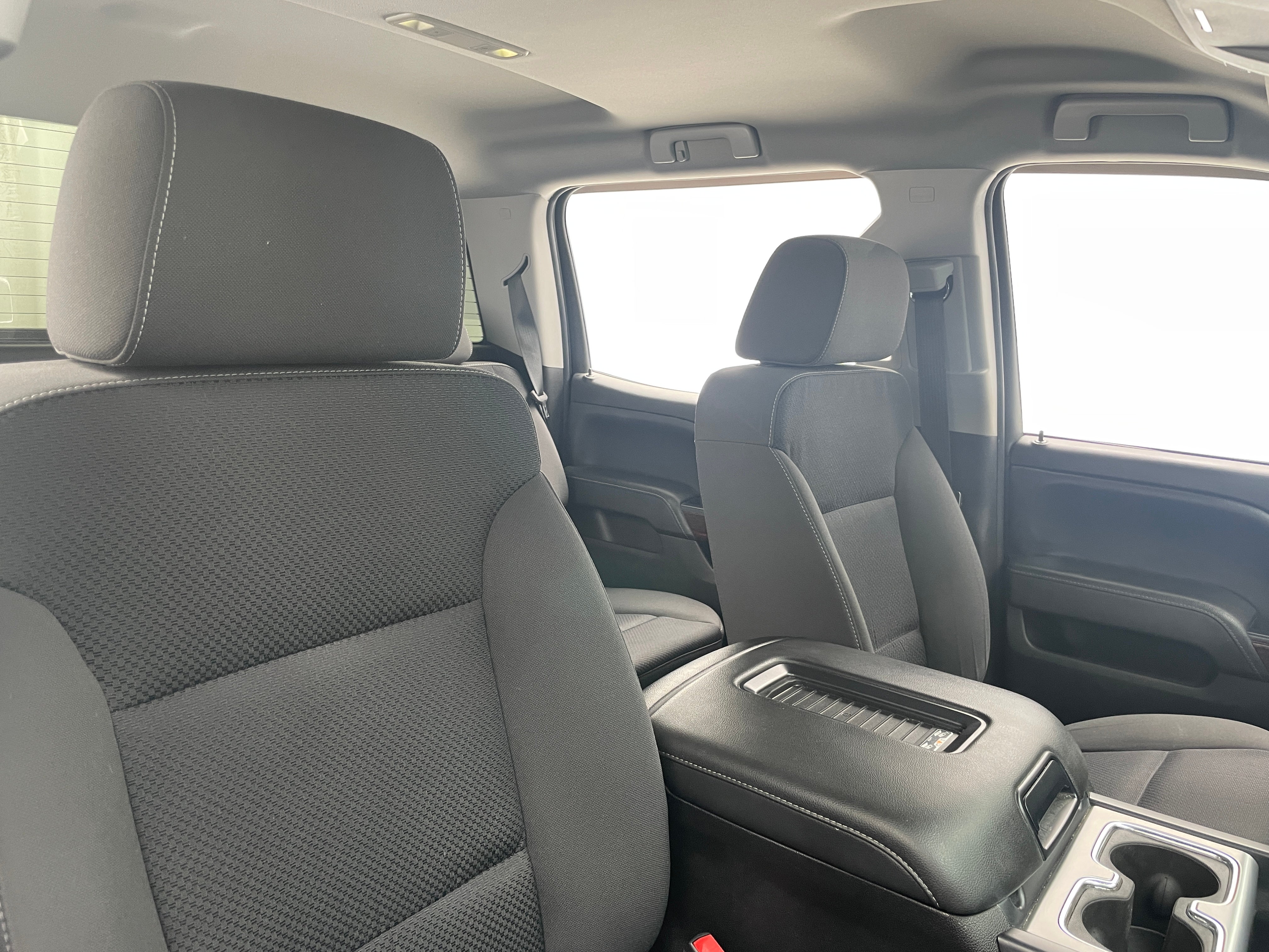 2018 GMC Sierra 1500 SLE 2