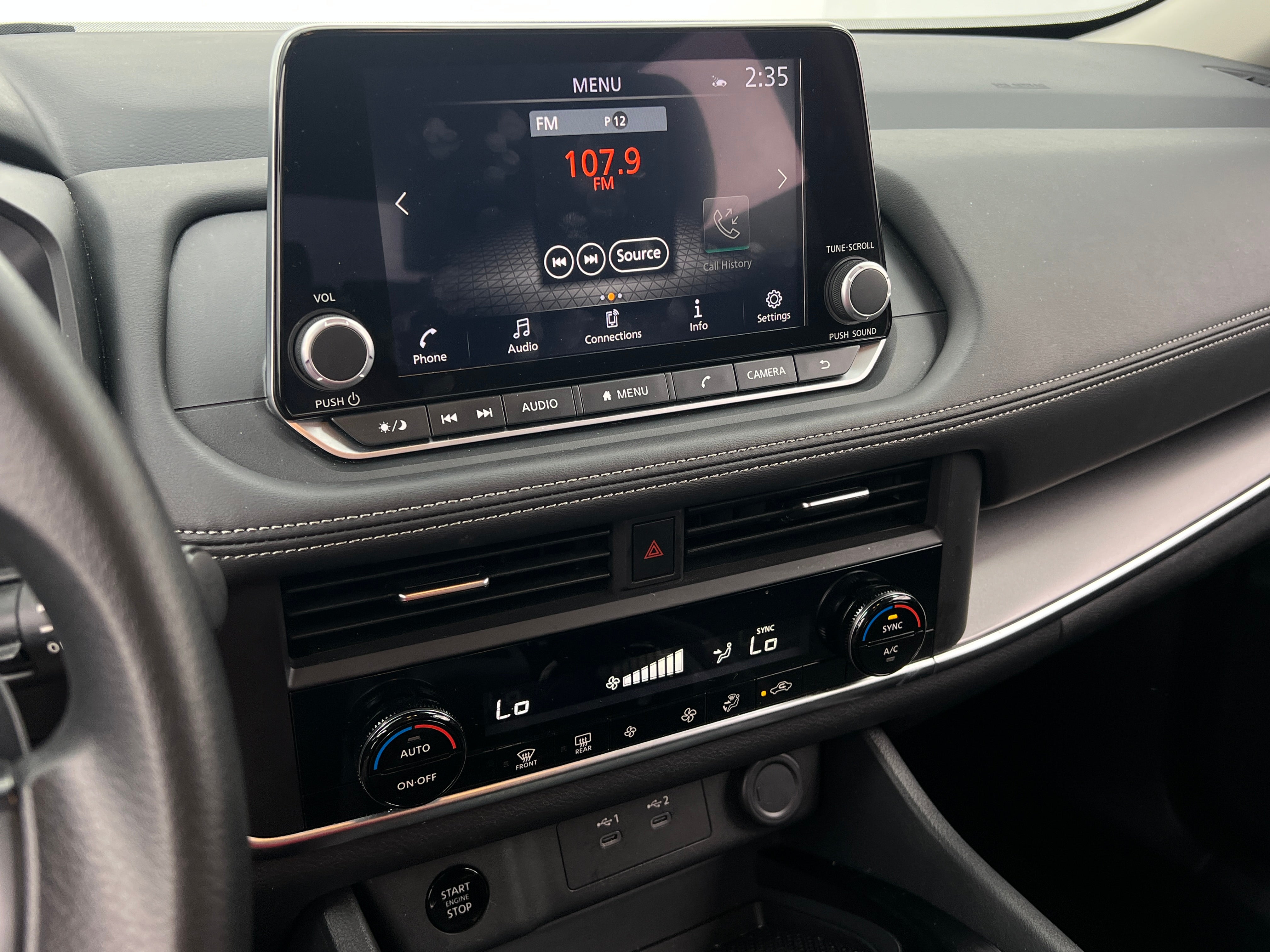 2024 Nissan Rogue SV 4