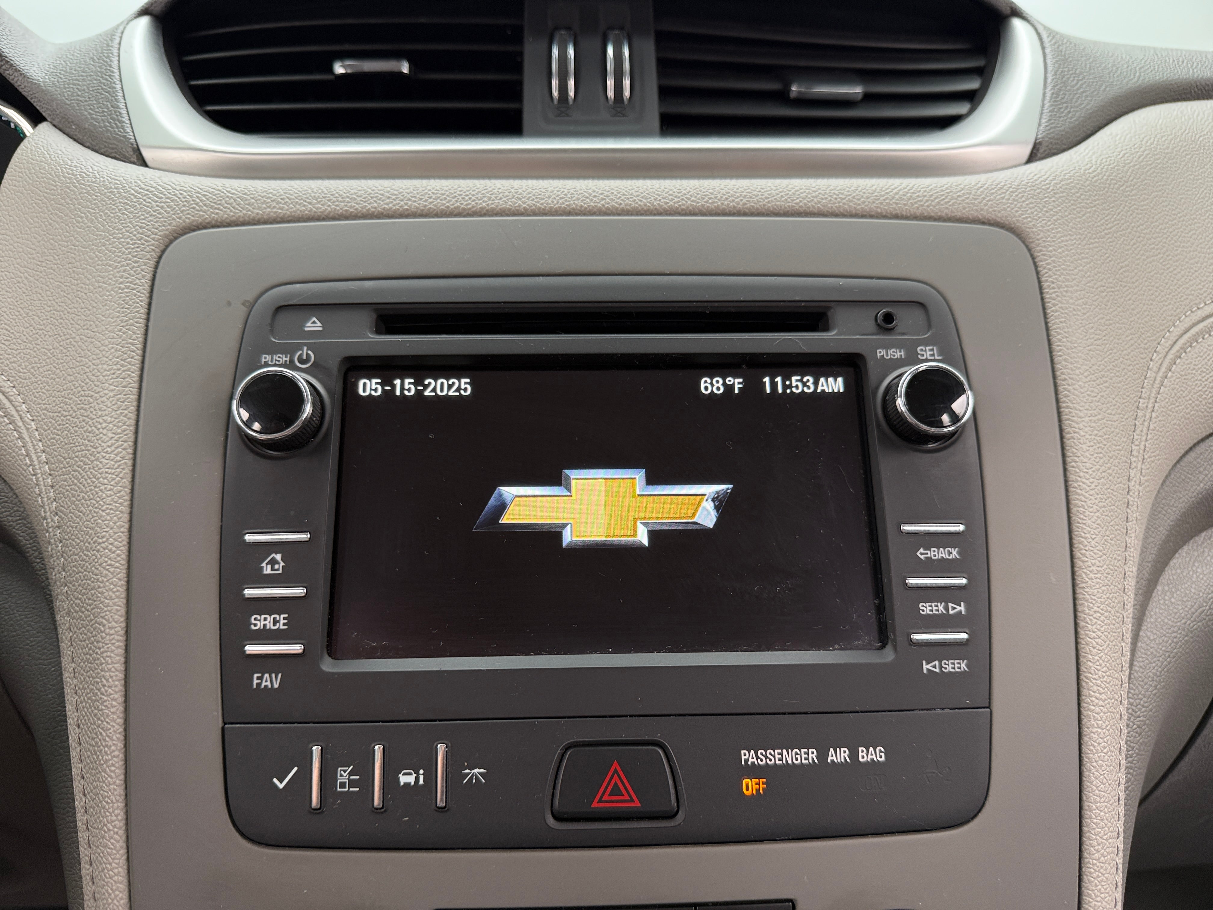 2017 Chevrolet Traverse LS 4
