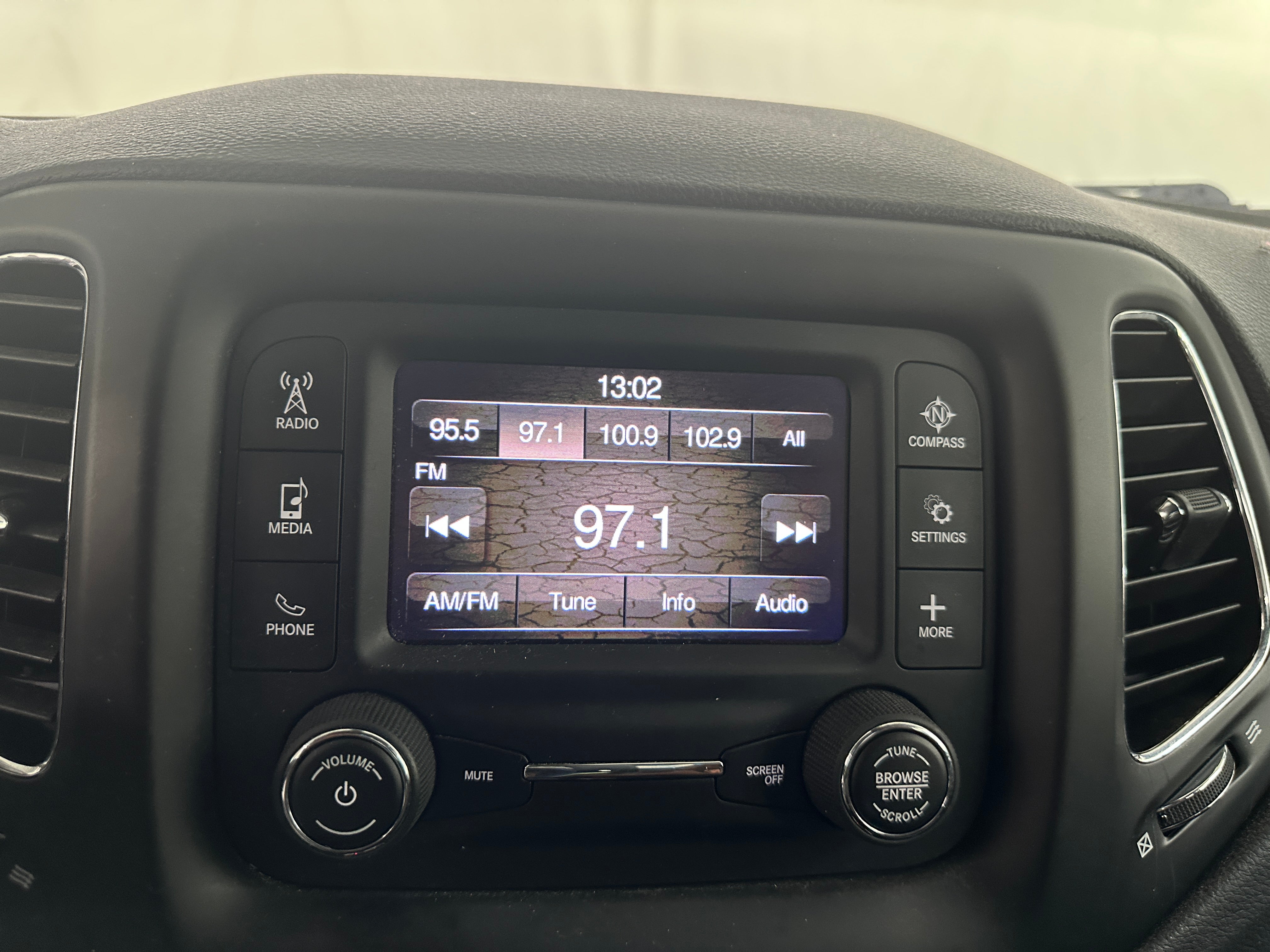 2018 Jeep Compass Latitude 4