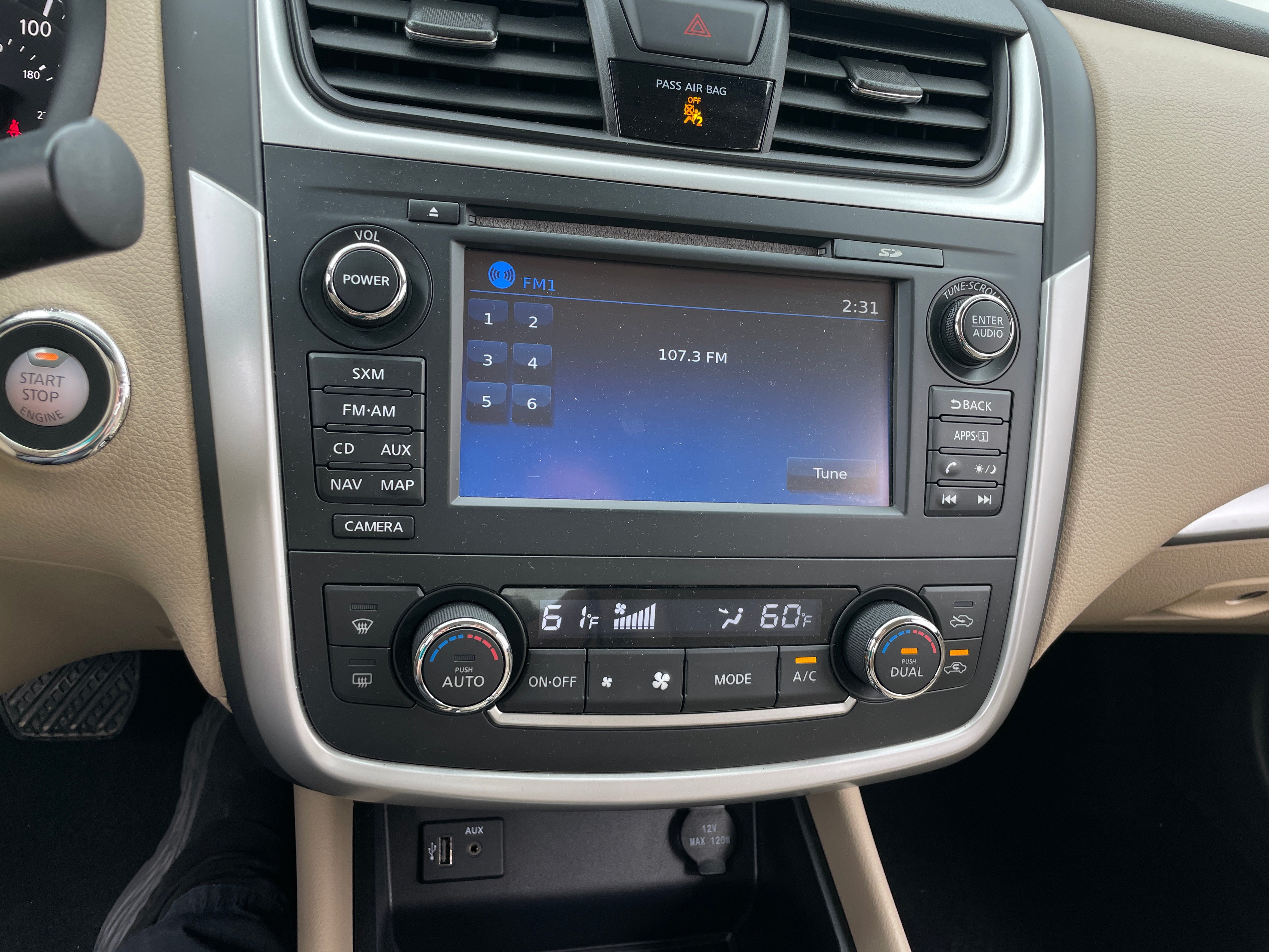 2017 Nissan Altima SV 4