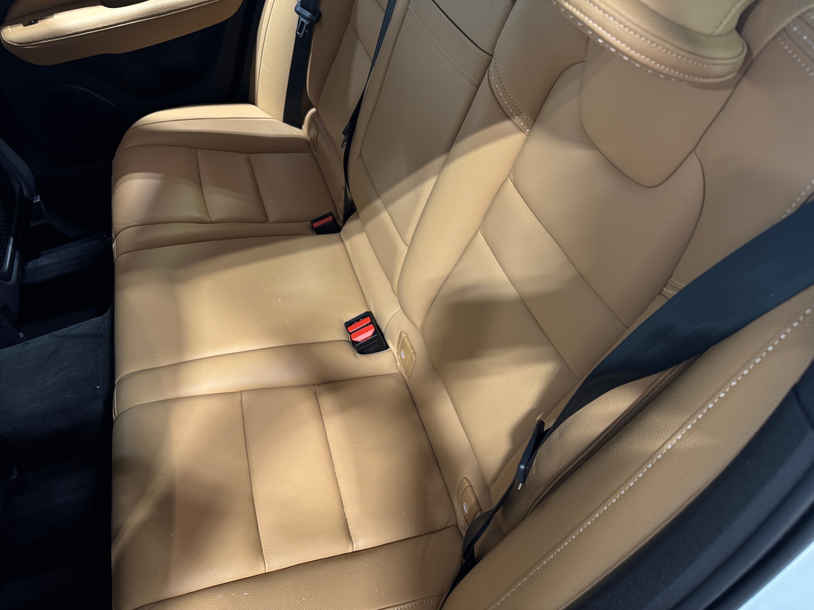 Thumbnail: 2020 Volvo V60 - 5