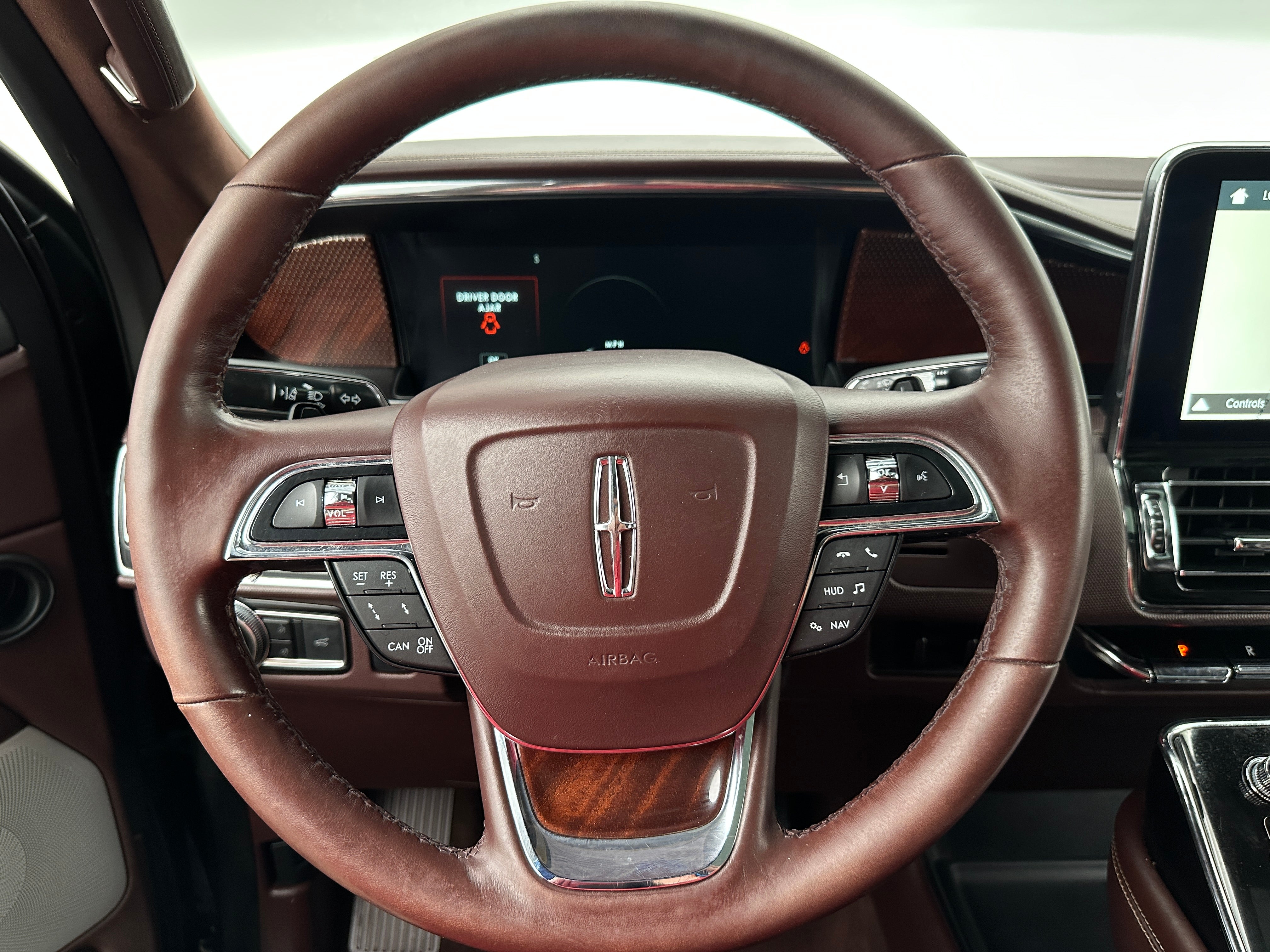 2018 Lincoln Navigator L Black Label 4