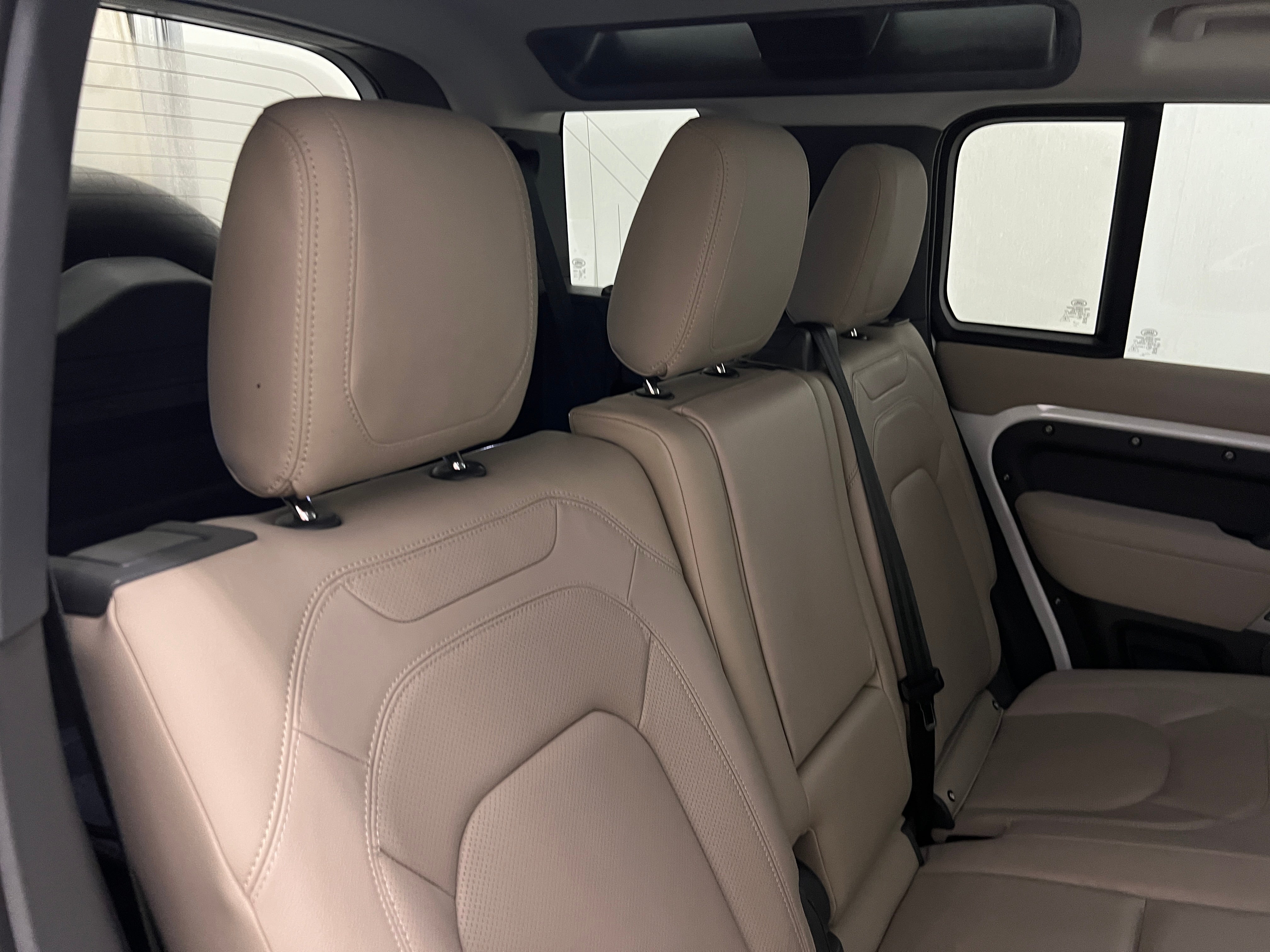 2023 Land Rover Defender 110 5