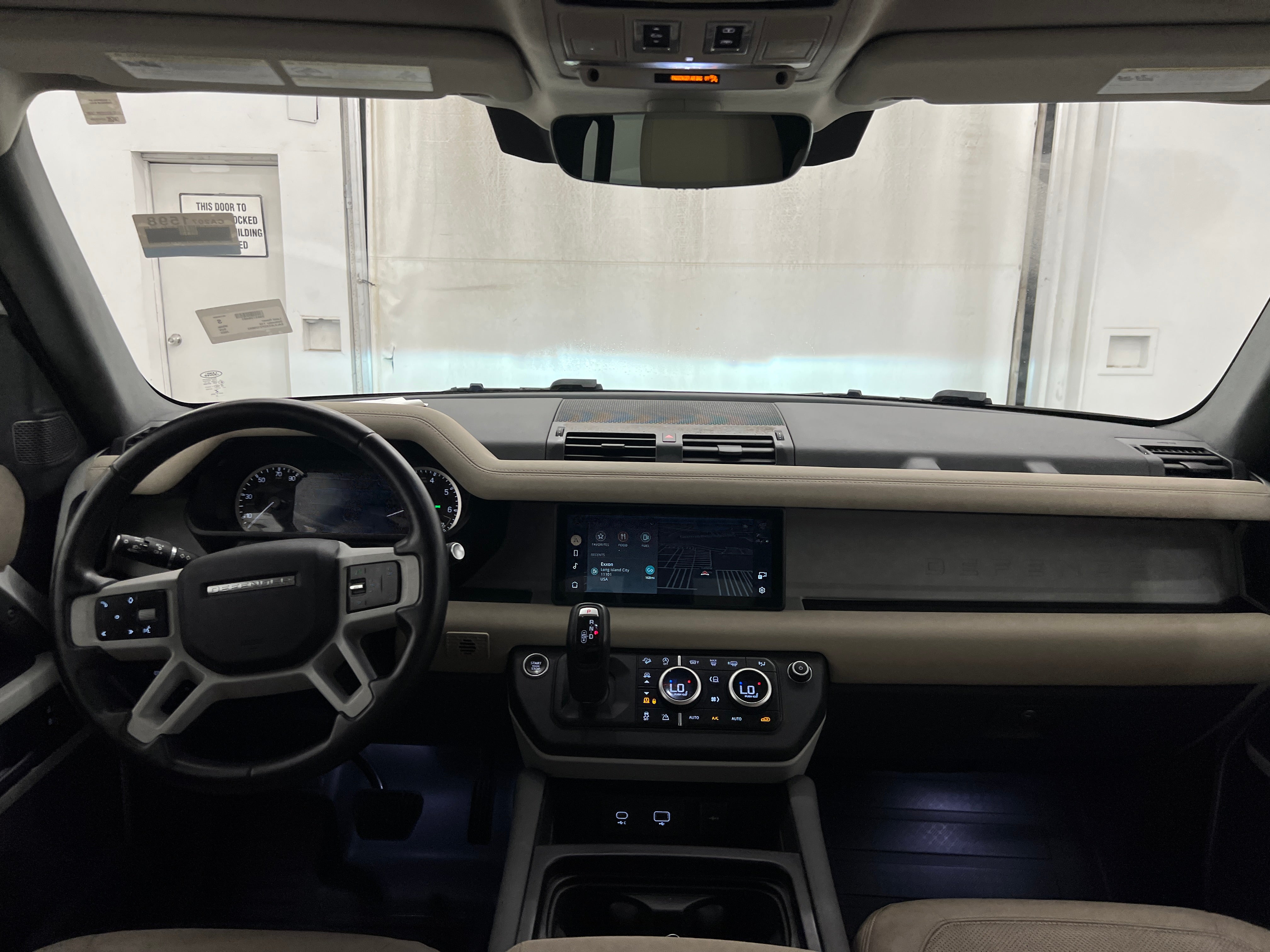 2023 Land Rover Defender 110 2