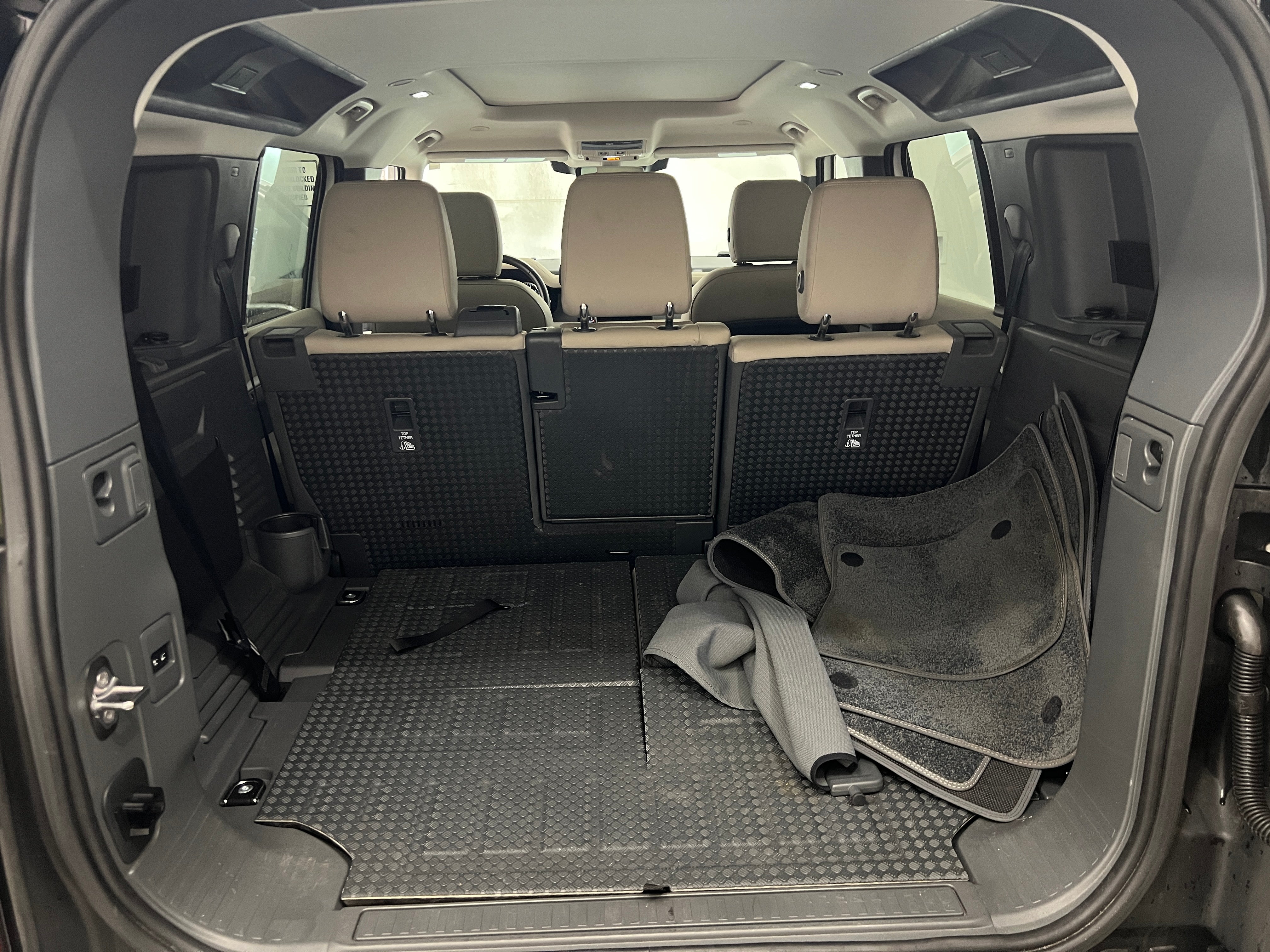 2023 Land Rover Defender 110 6