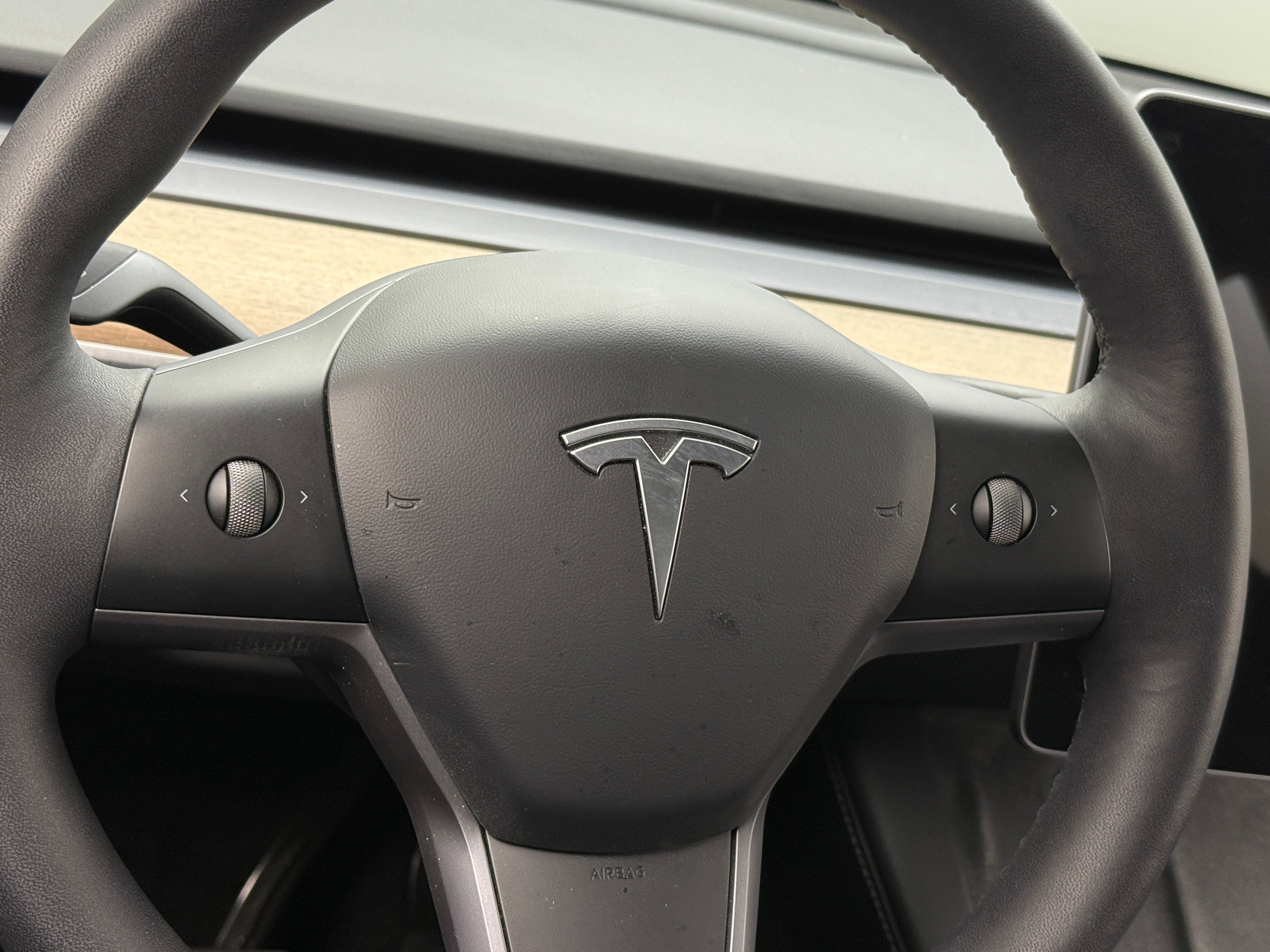 2022 Tesla Model Y Long Range 4