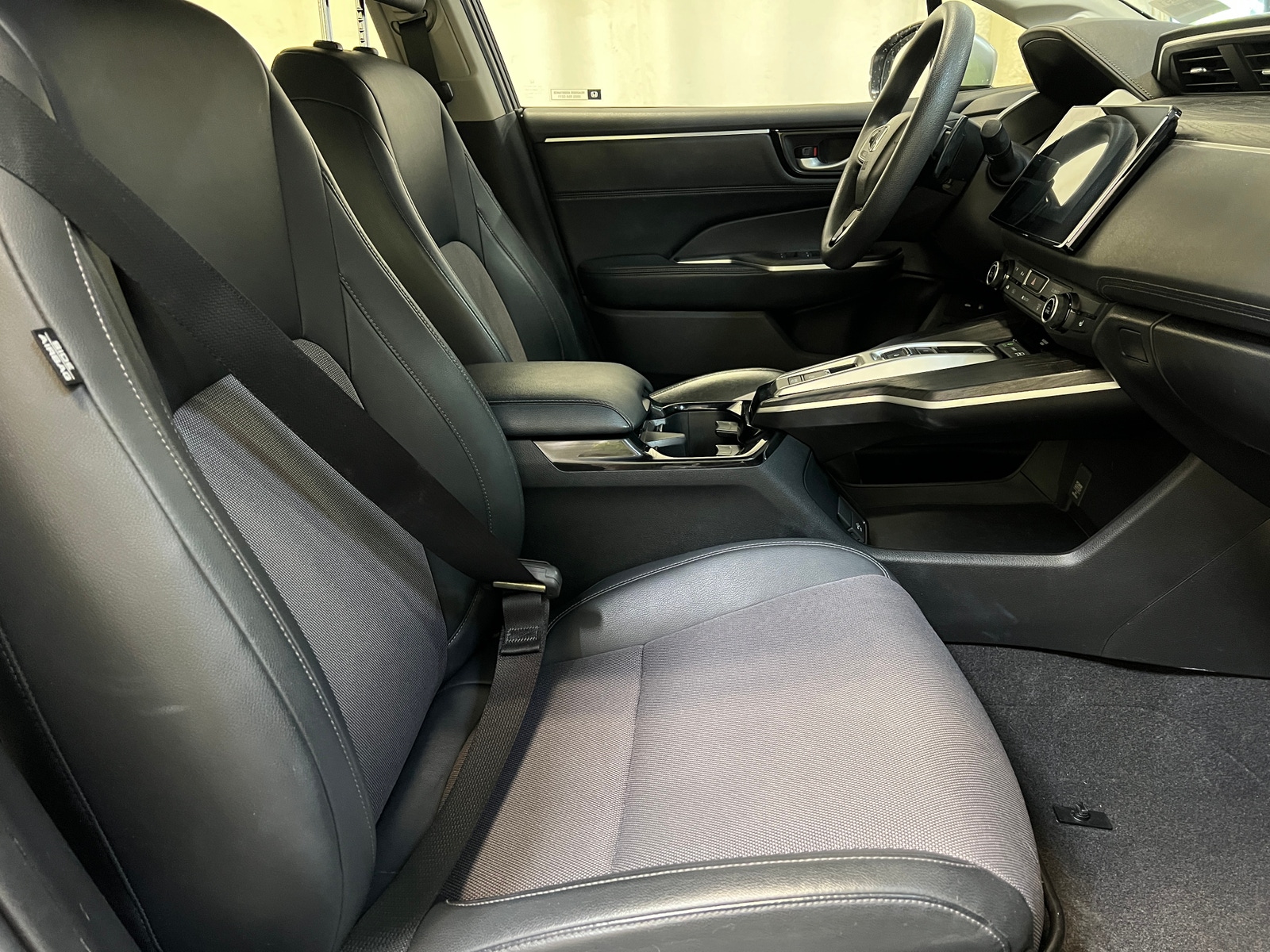 Thumbnail: 2018 Honda Clarity - 2
