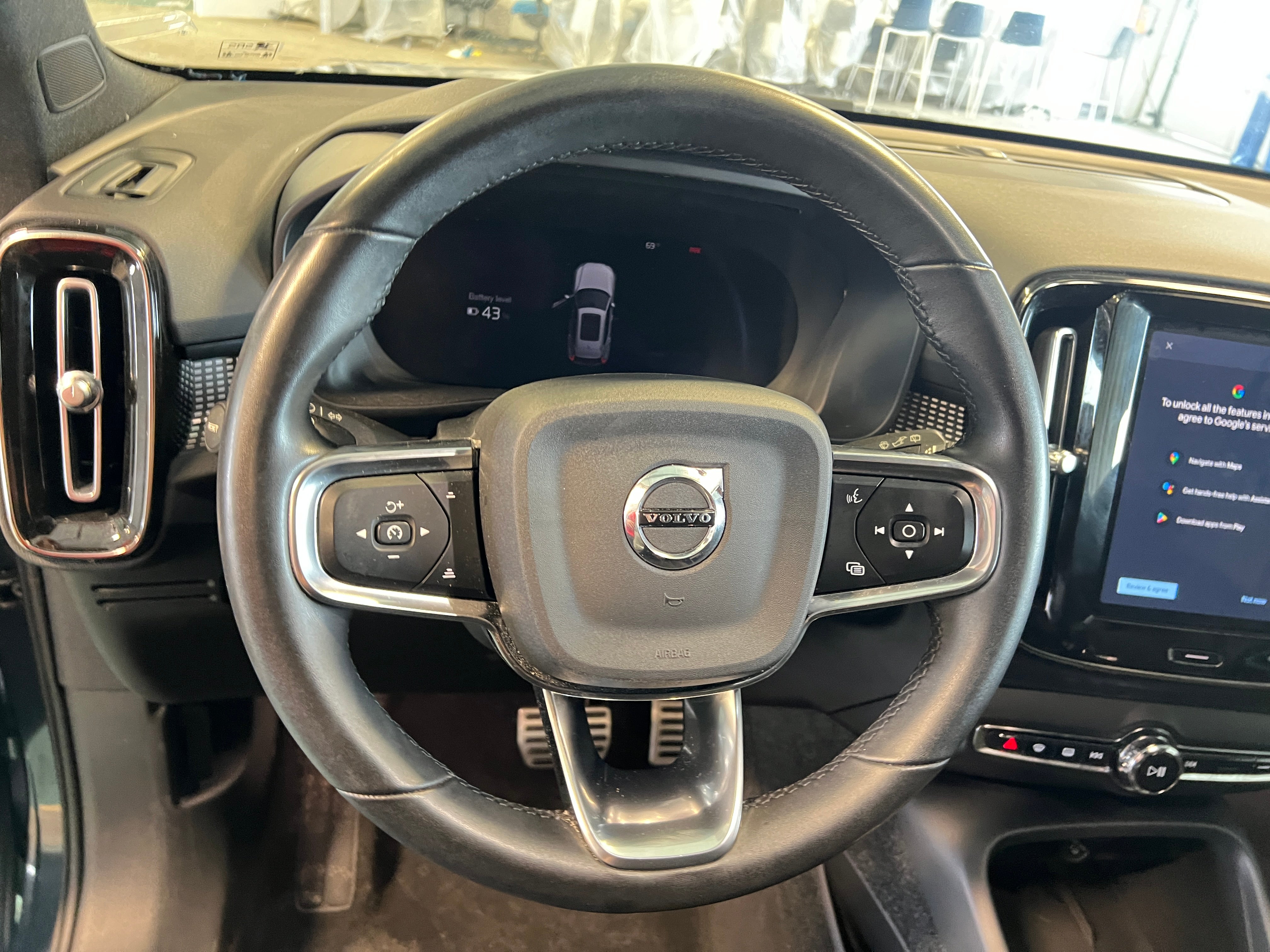 2022 Volvo XC40 Recharge Plus 4