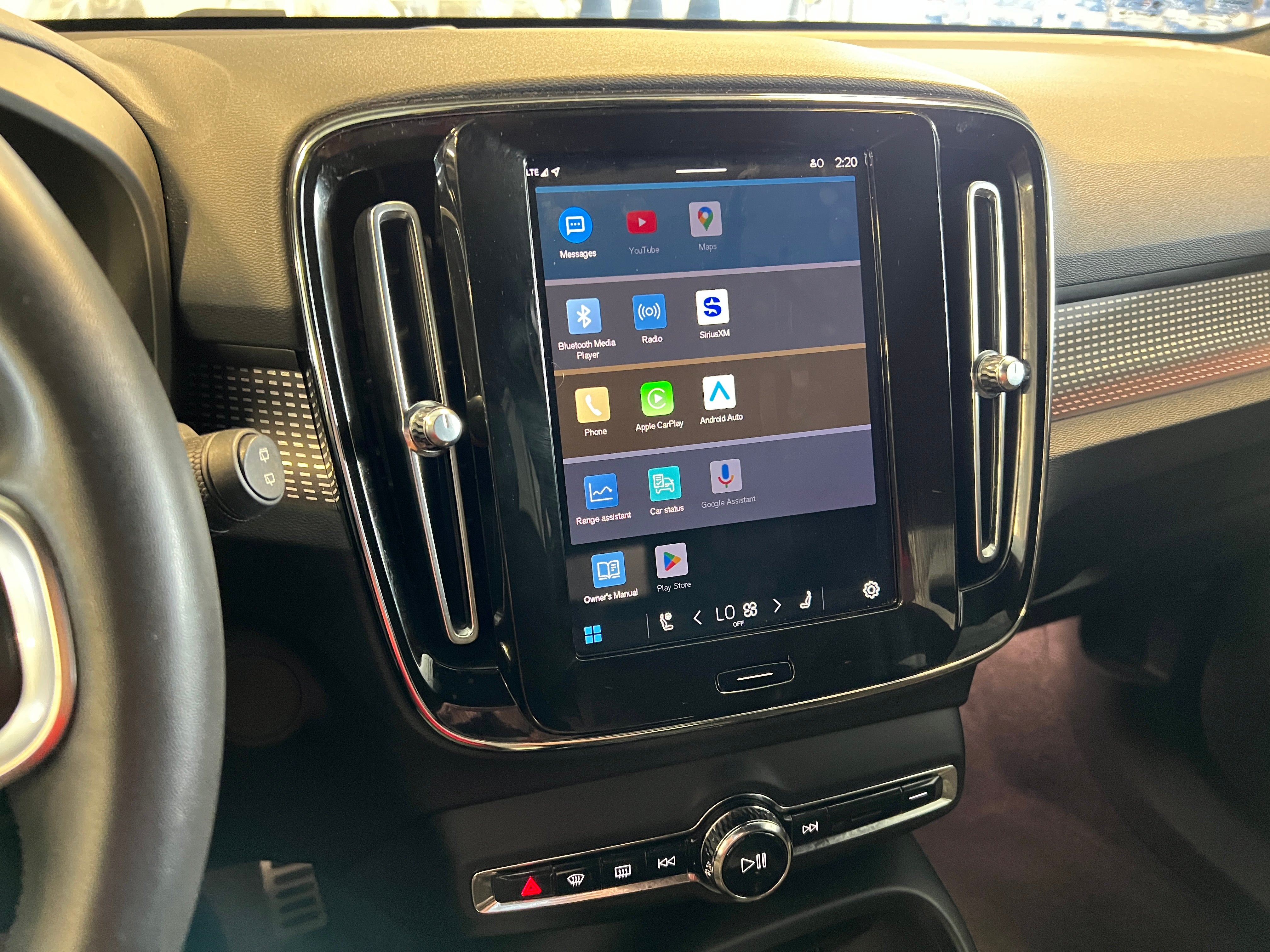 2022 Volvo XC40 Recharge Plus 3