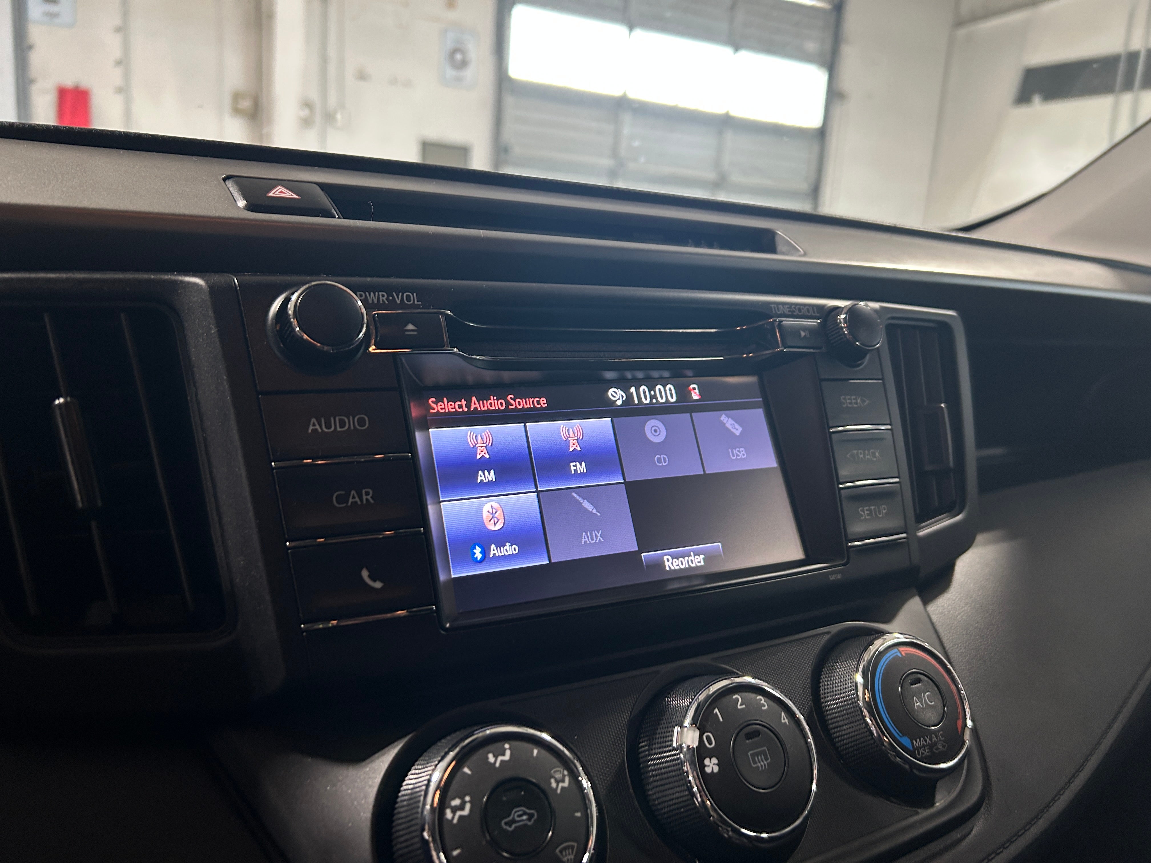 2017 Toyota RAV4 LE 4