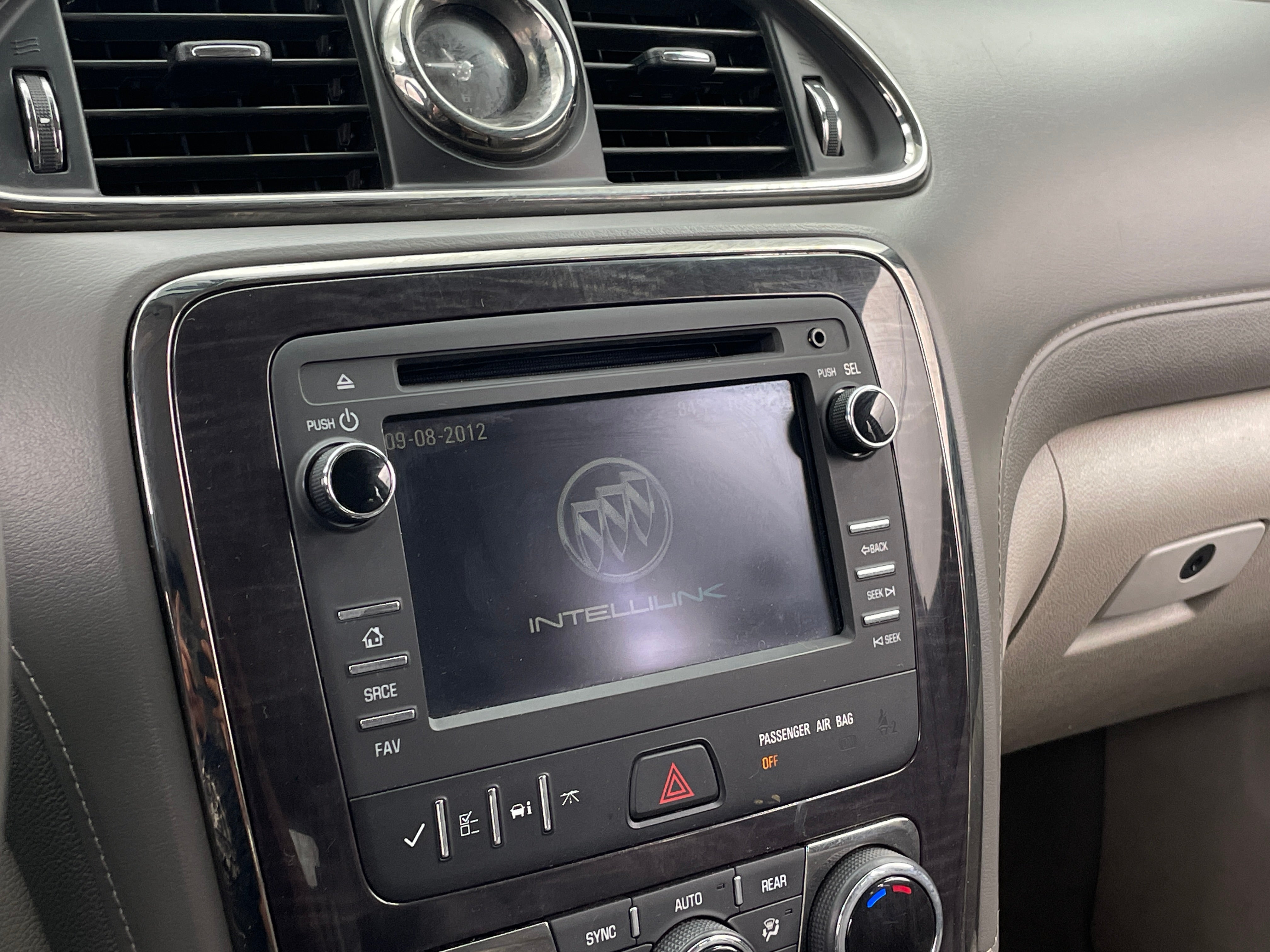 2016 Buick Enclave Convenience 4