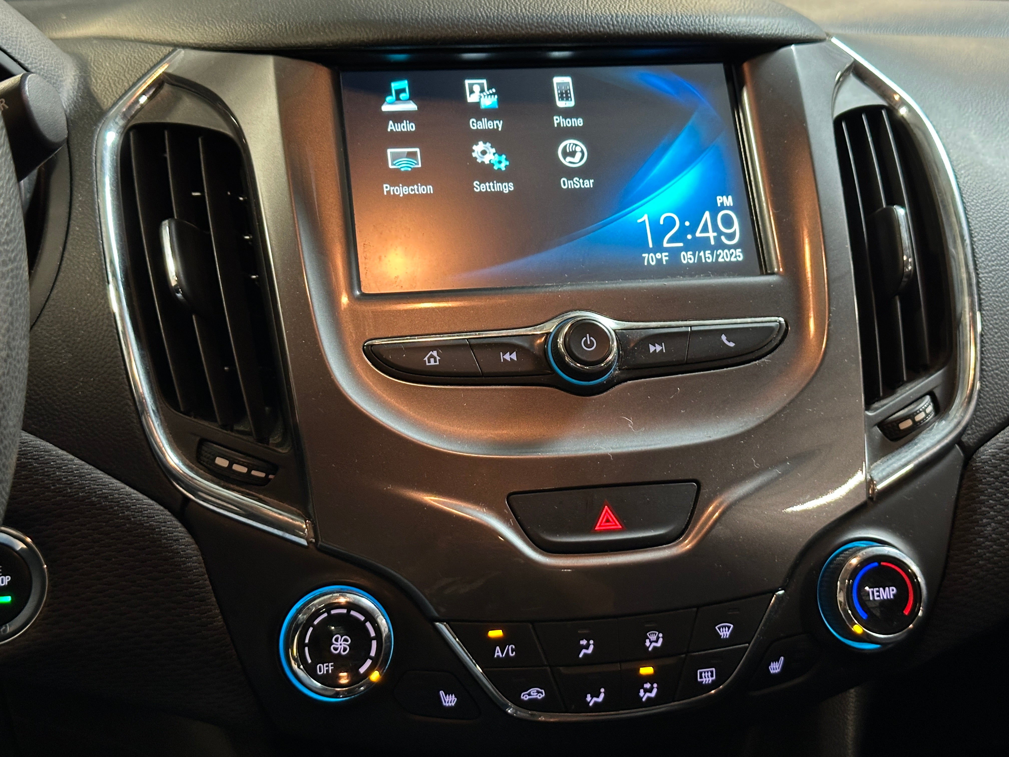 2017 Chevrolet Cruze LT 4