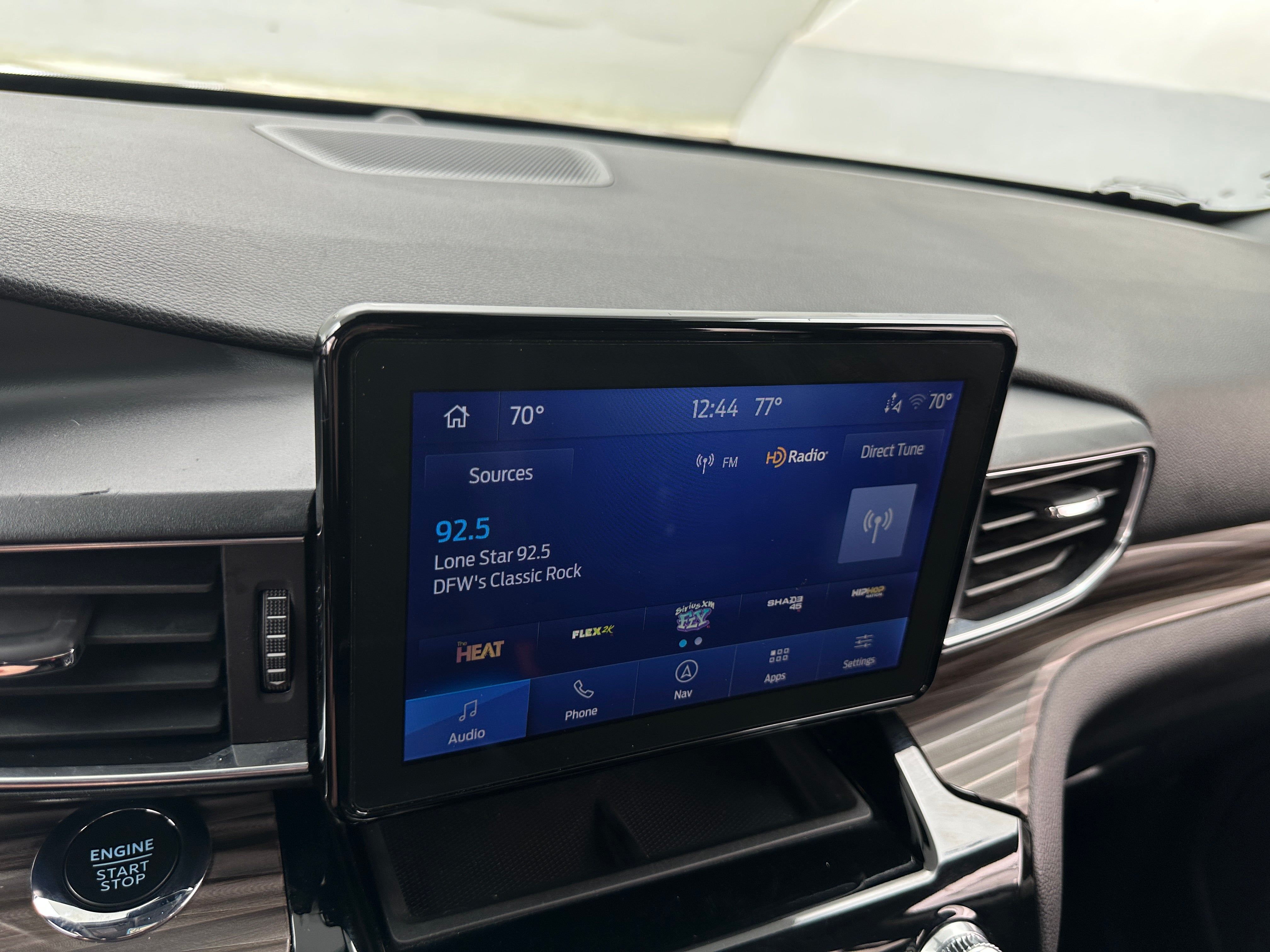 2023 Ford Explorer Limited 3