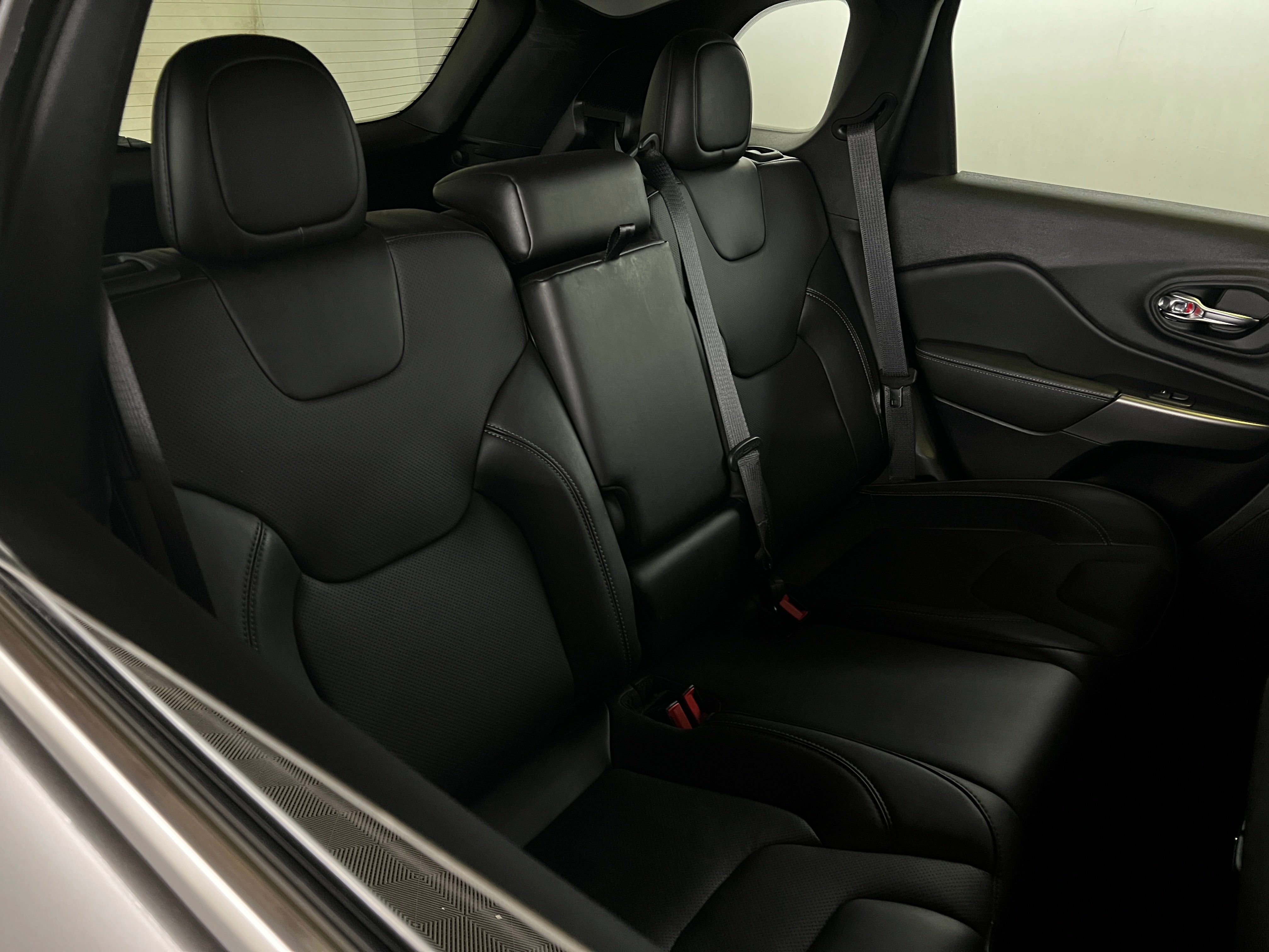 2022 Jeep Cherokee Limited Edition 5