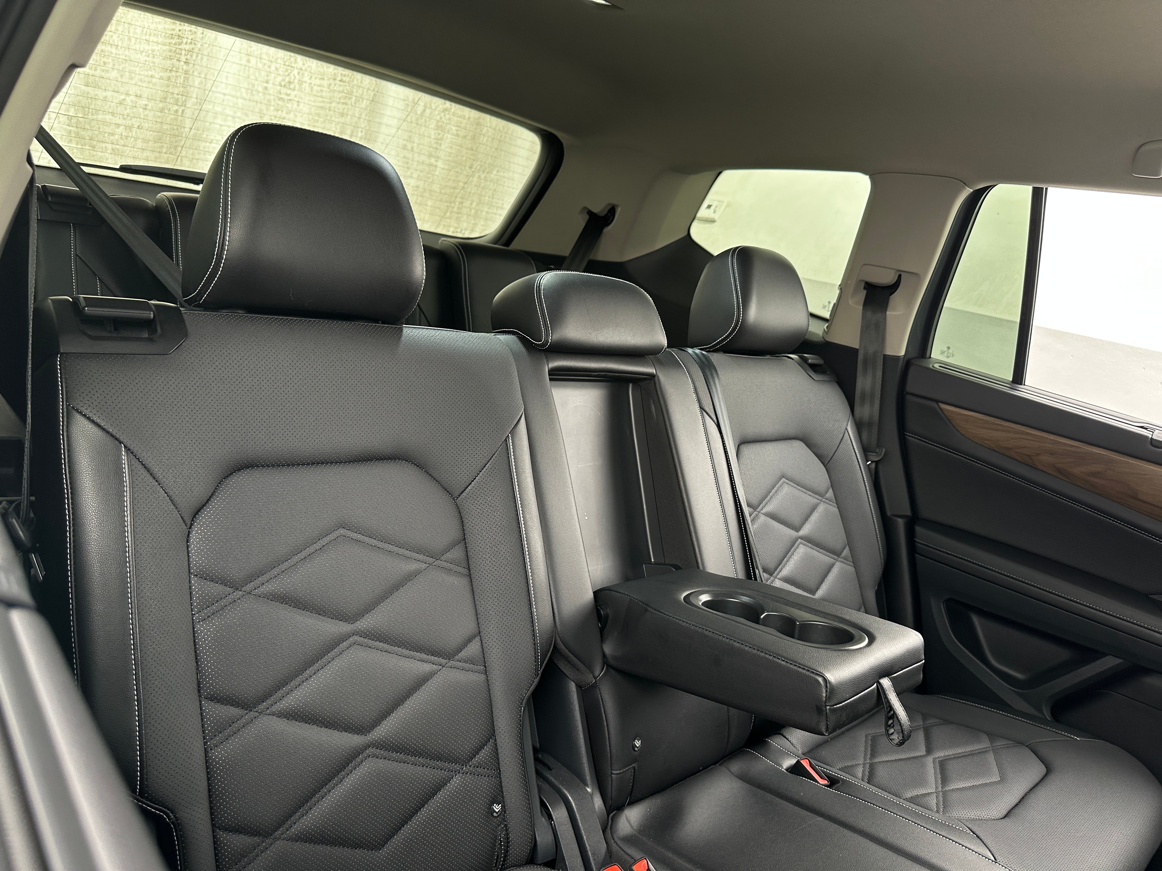 2024 Volkswagen Atlas SE 5