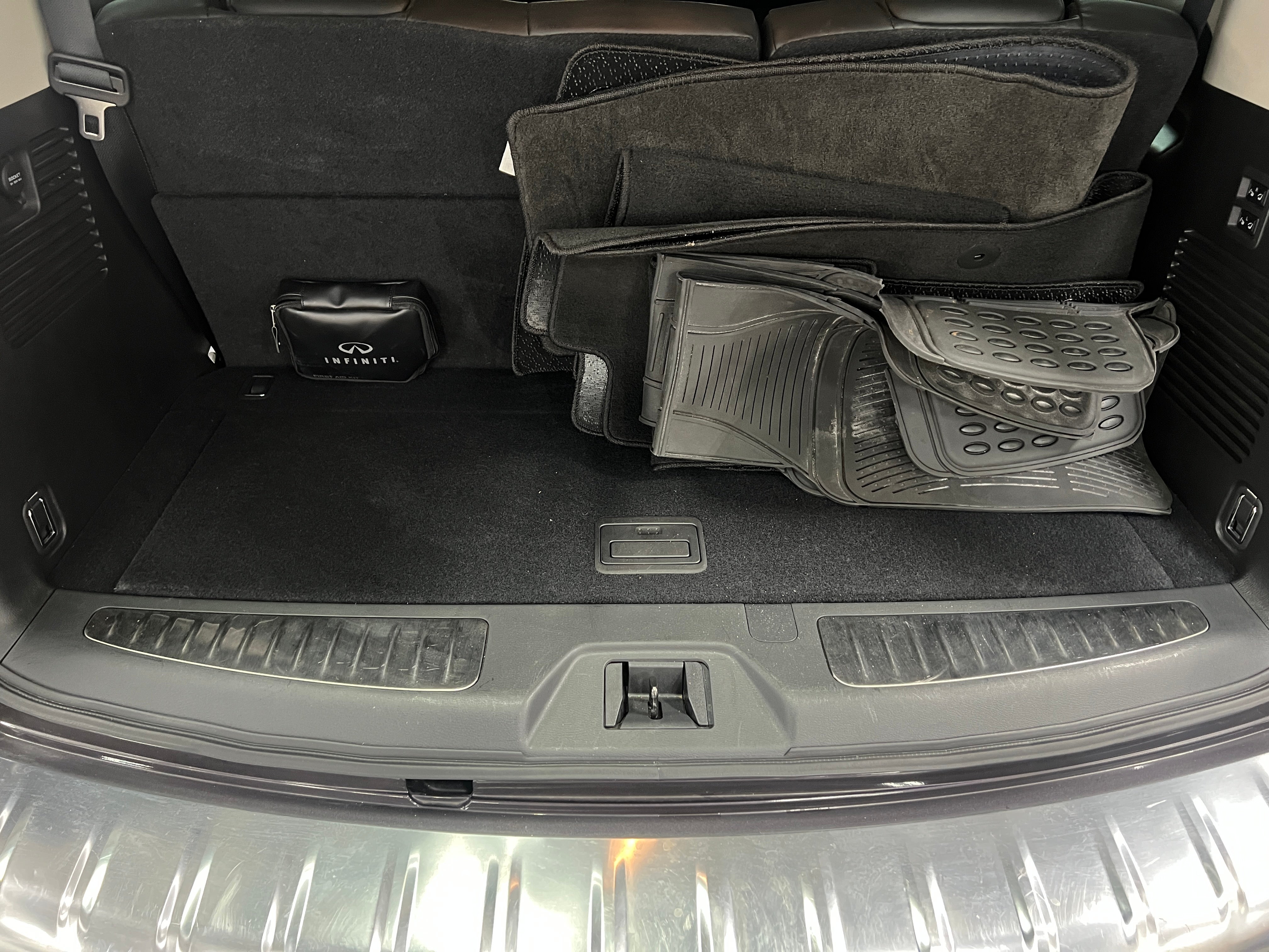 2023 INFINITI QX80 Premium Select 6