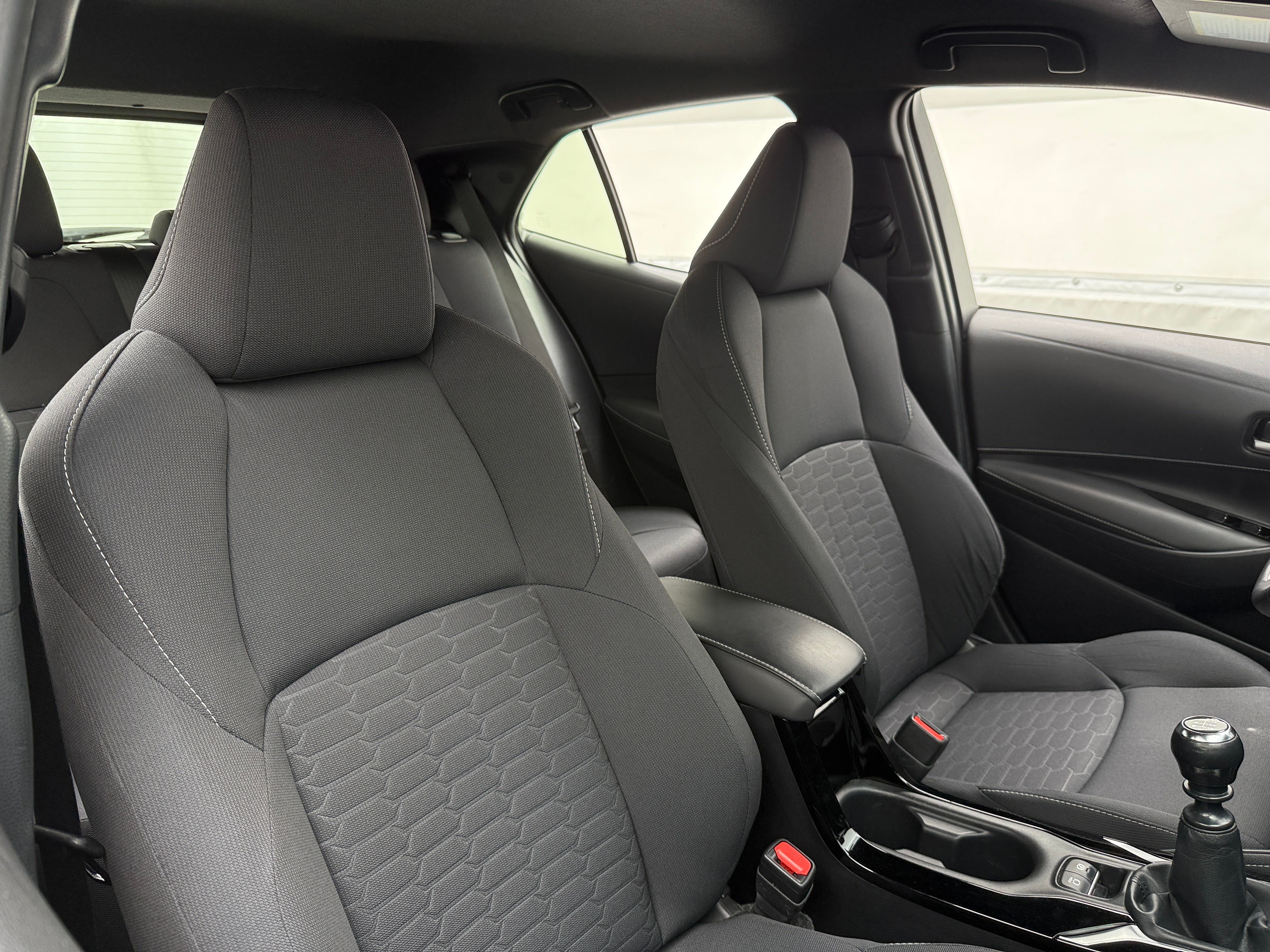 2019 Toyota Corolla SE 2