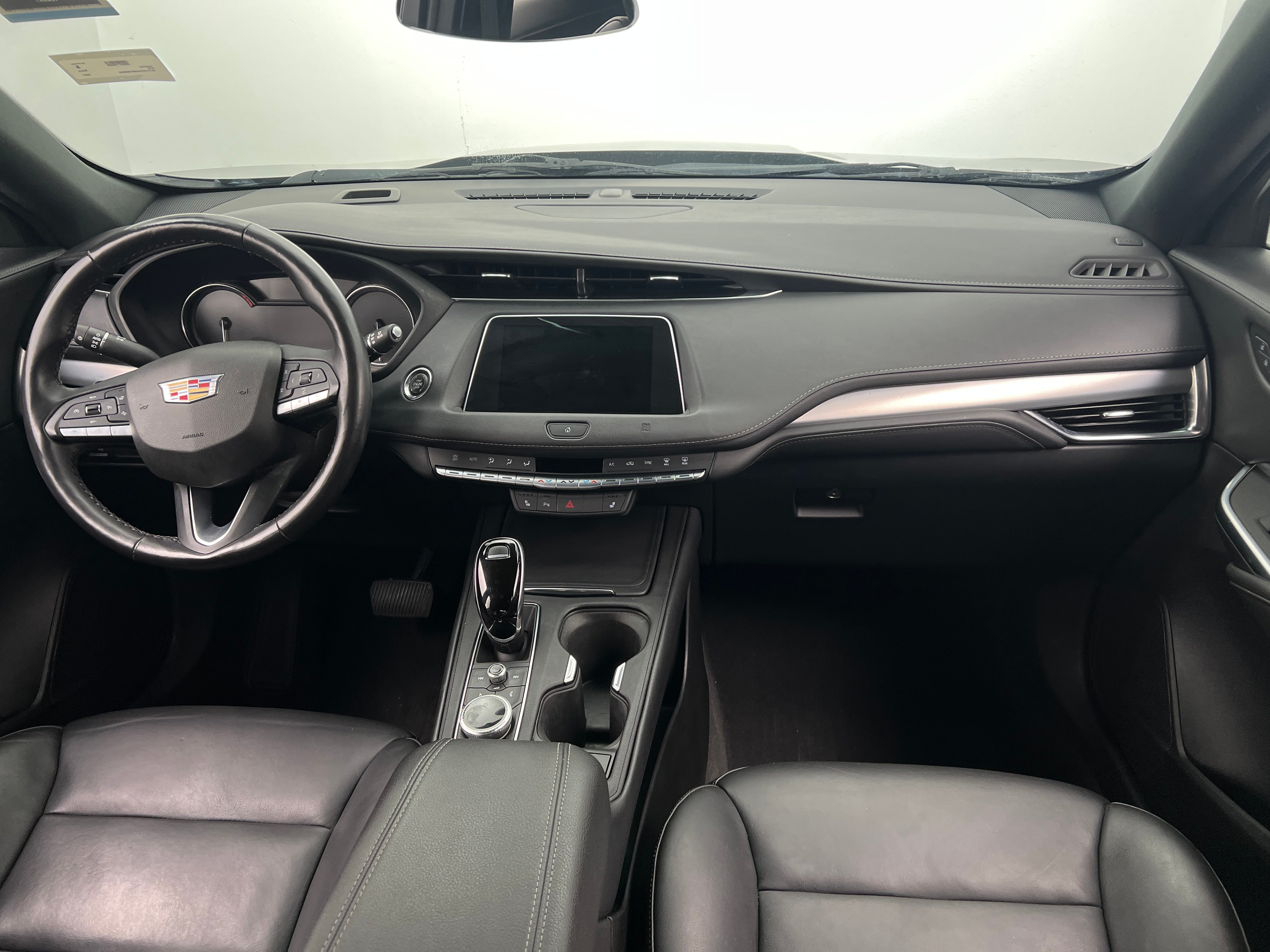 2021 Cadillac XT4 Premium Luxury 2