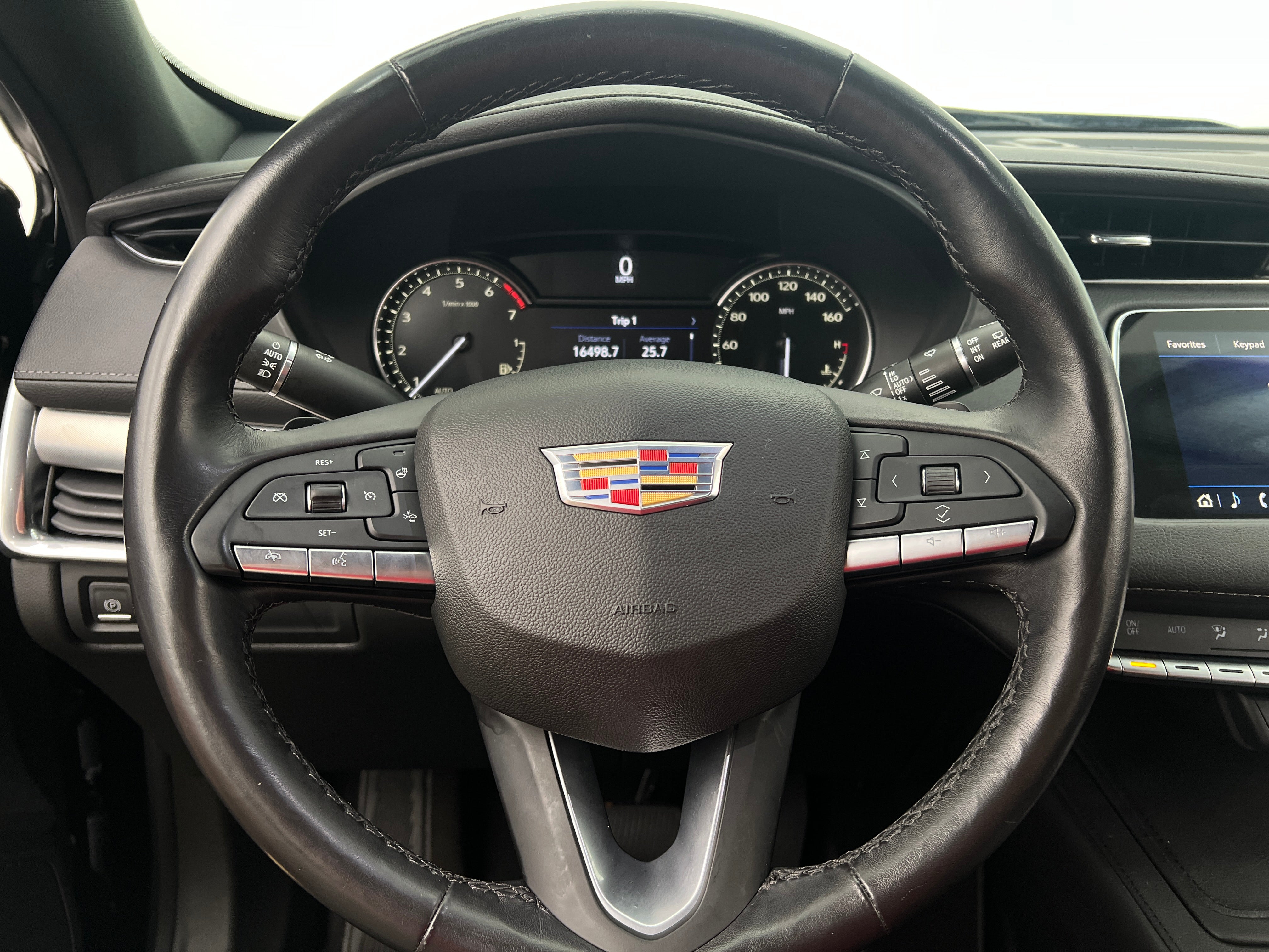 2021 Cadillac XT4 Premium Luxury 4