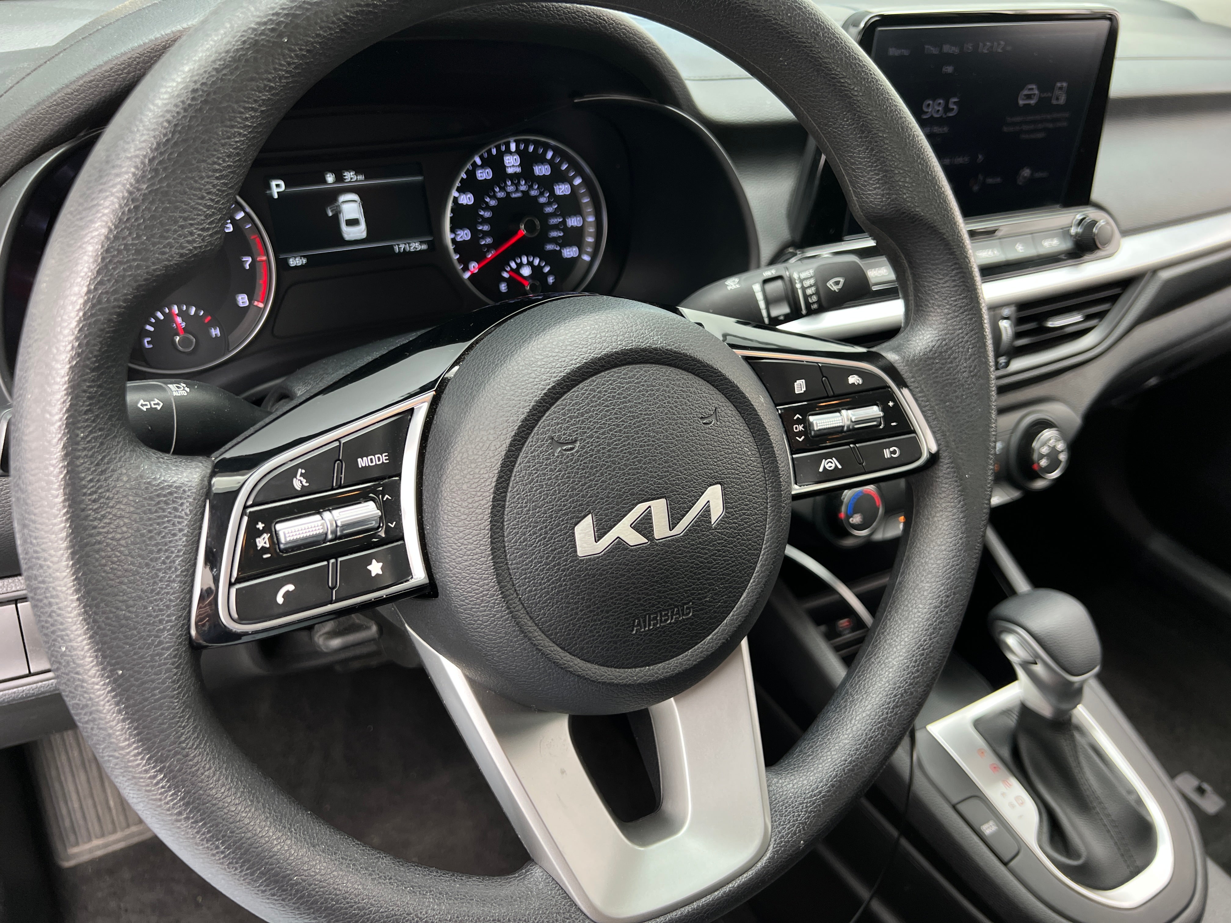 2024 Kia Forte LXS 5