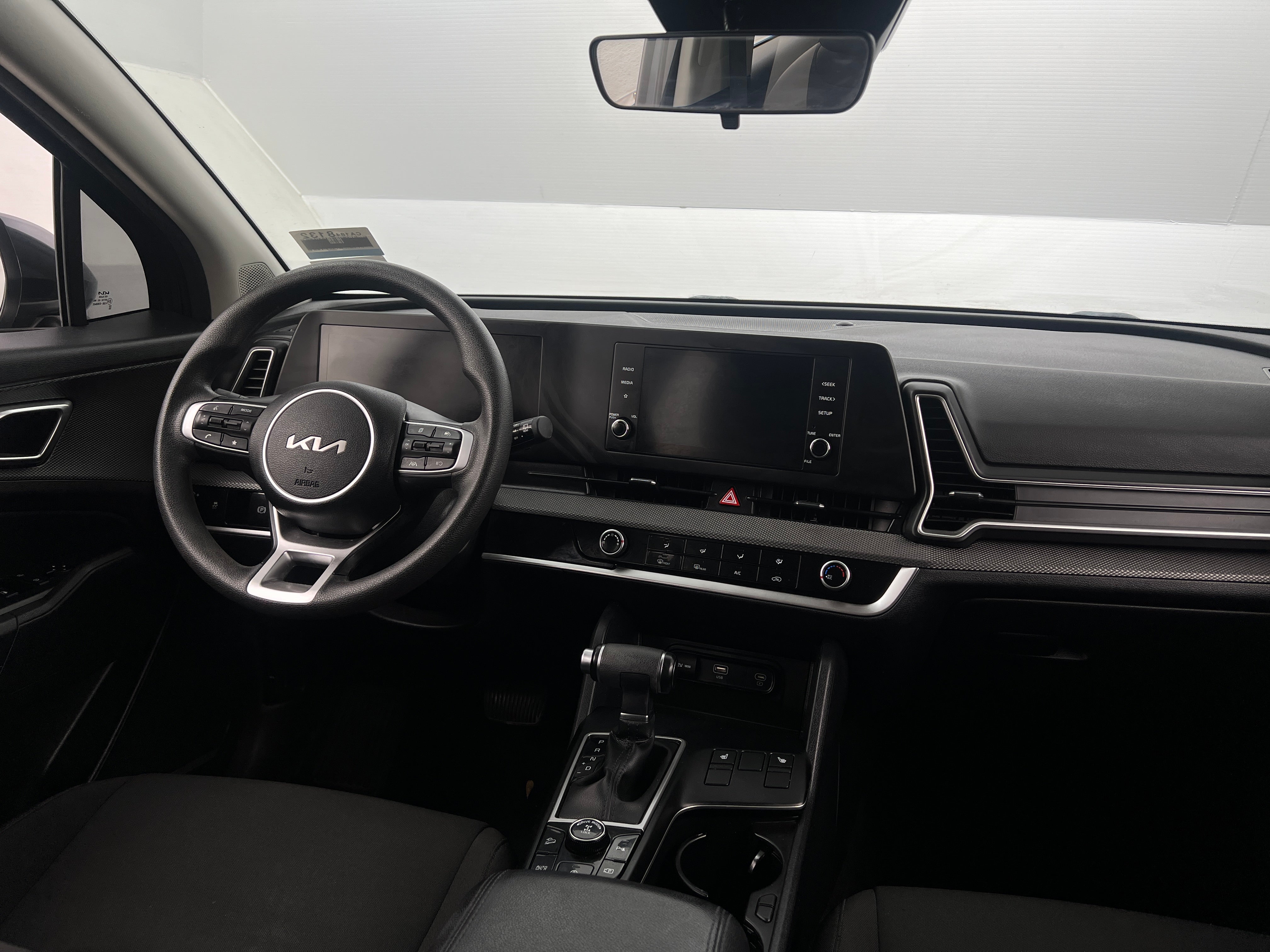 2023 Kia Sportage LX 3