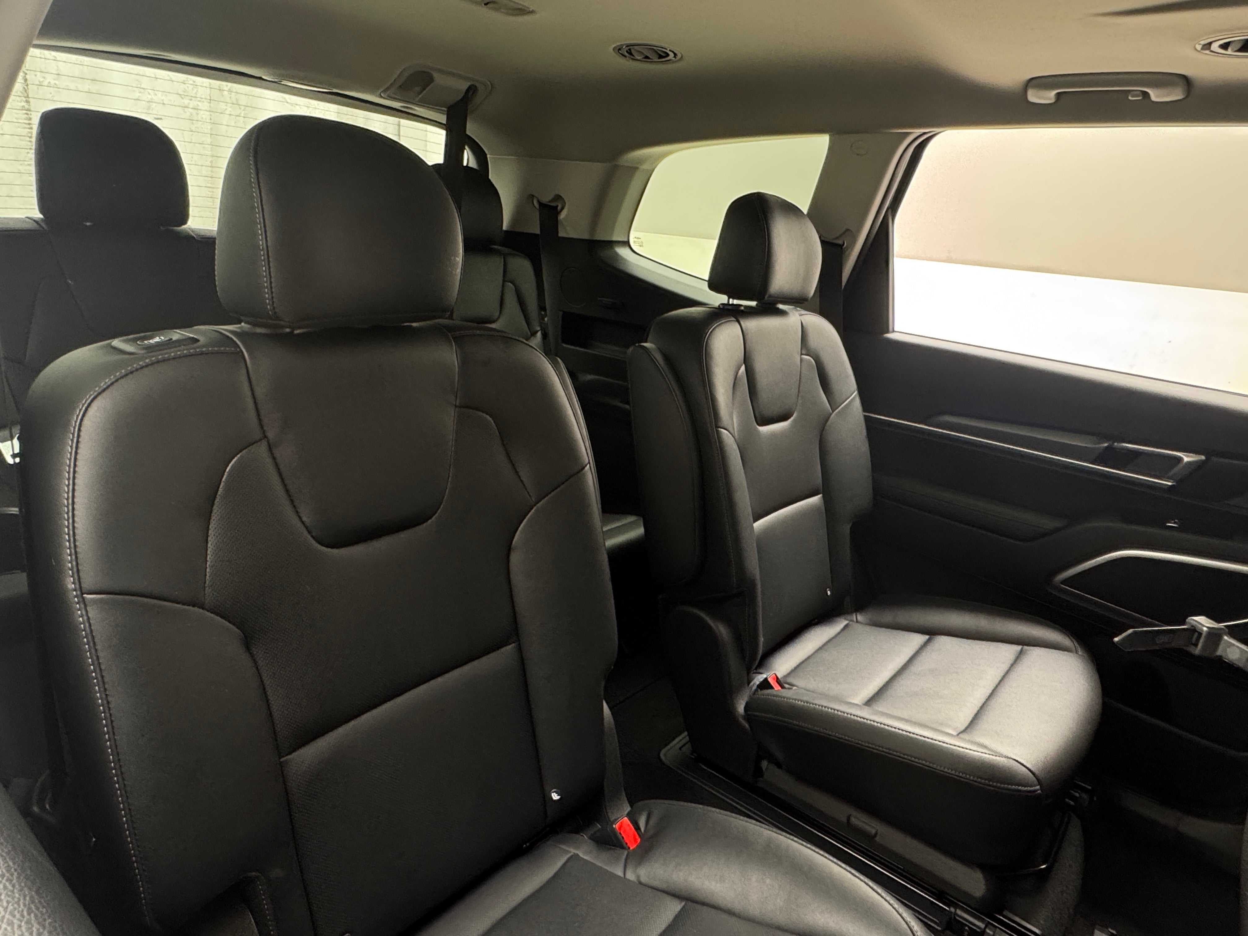 2022 Kia Telluride S 5