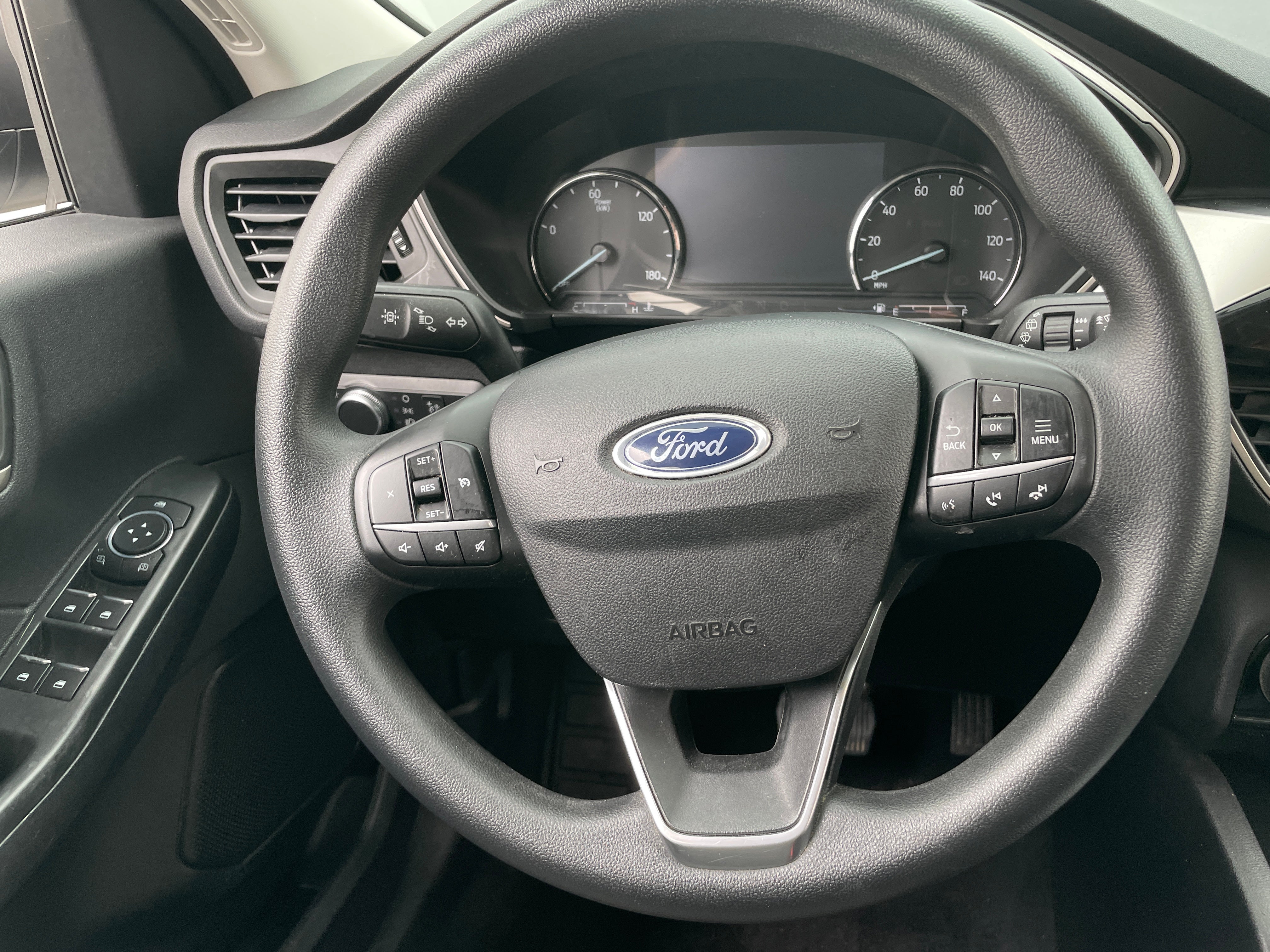 Thumbnail: 2022 Ford Escape - 5