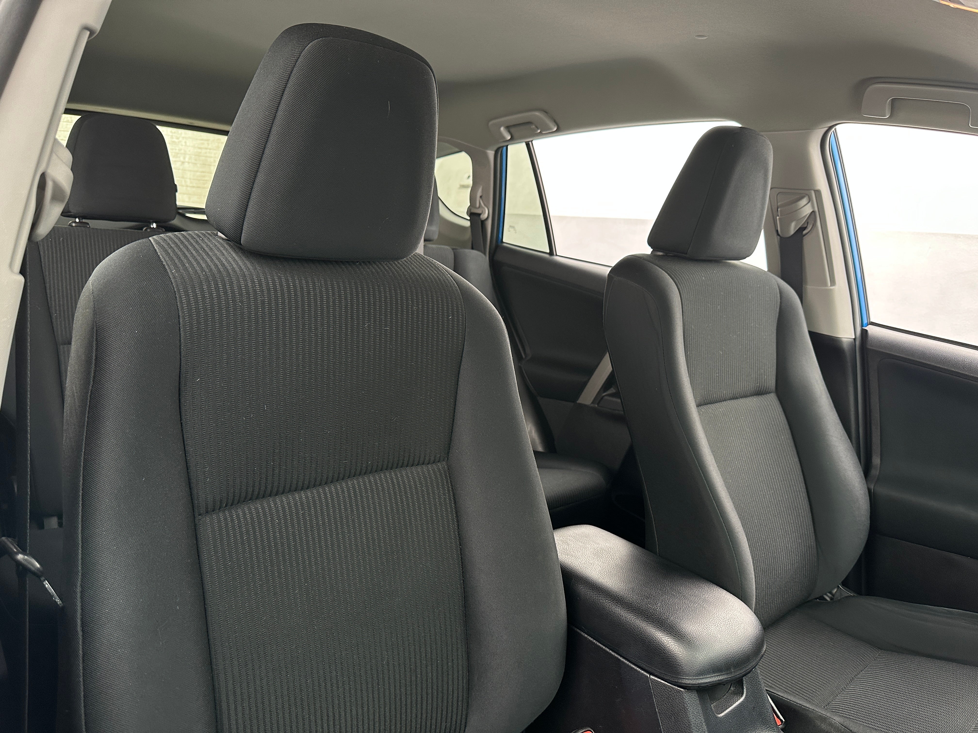 2017 Toyota RAV4 LE 2