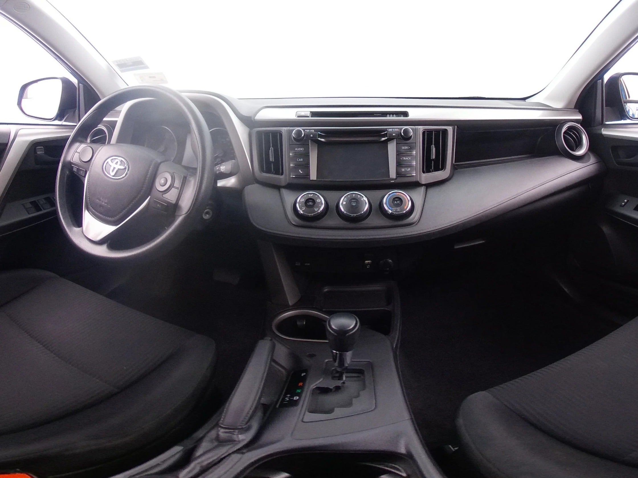 2017 Toyota RAV4 LE 3