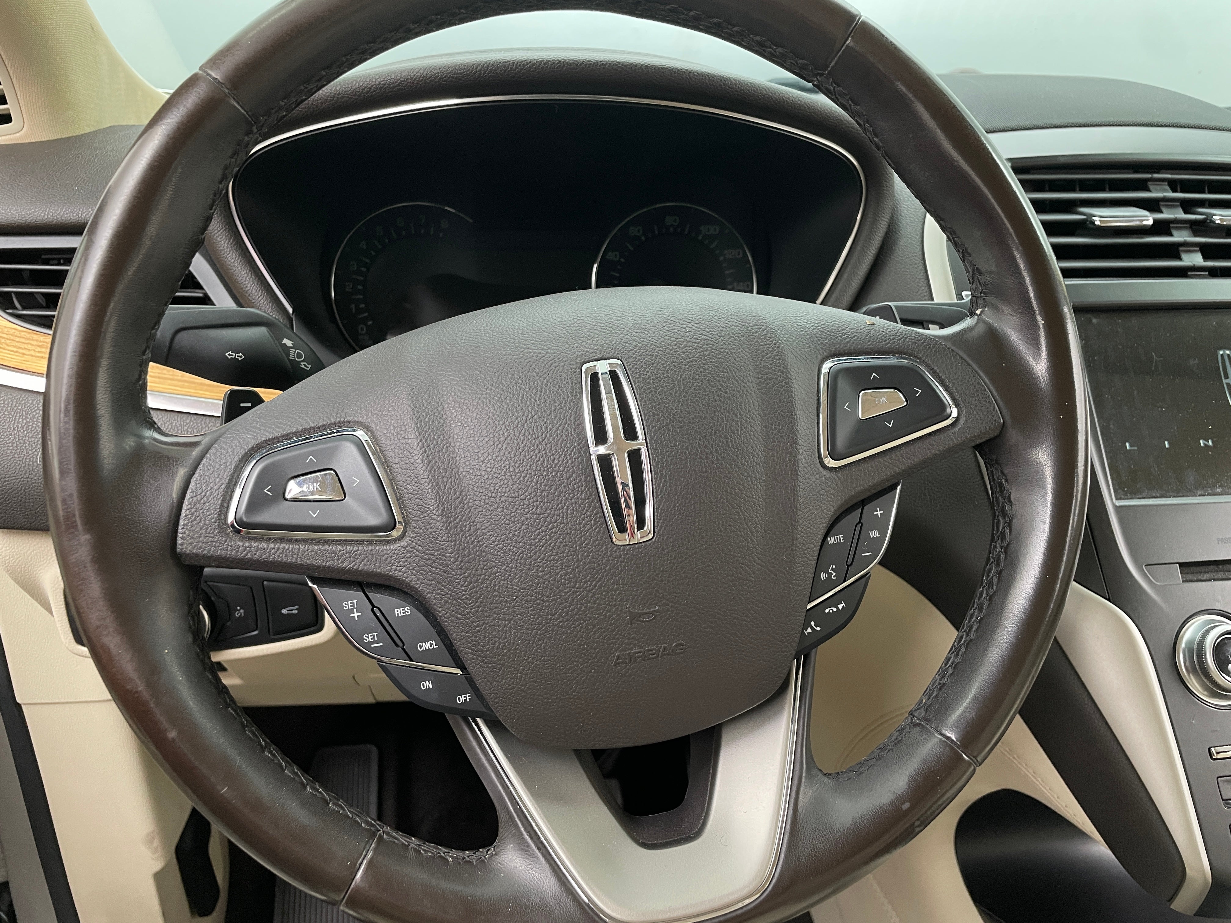 2016 Lincoln MKC Select 4