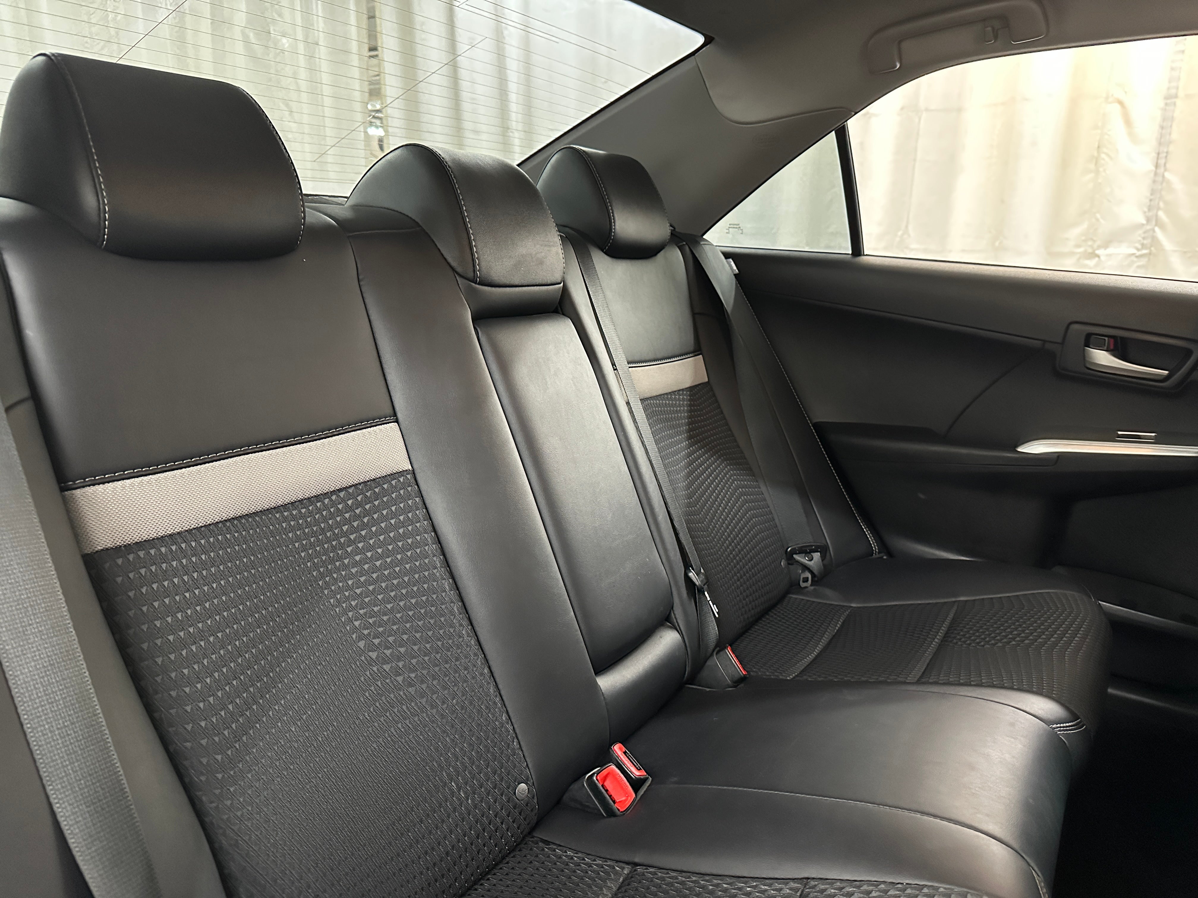 2013 Toyota Camry SE 6