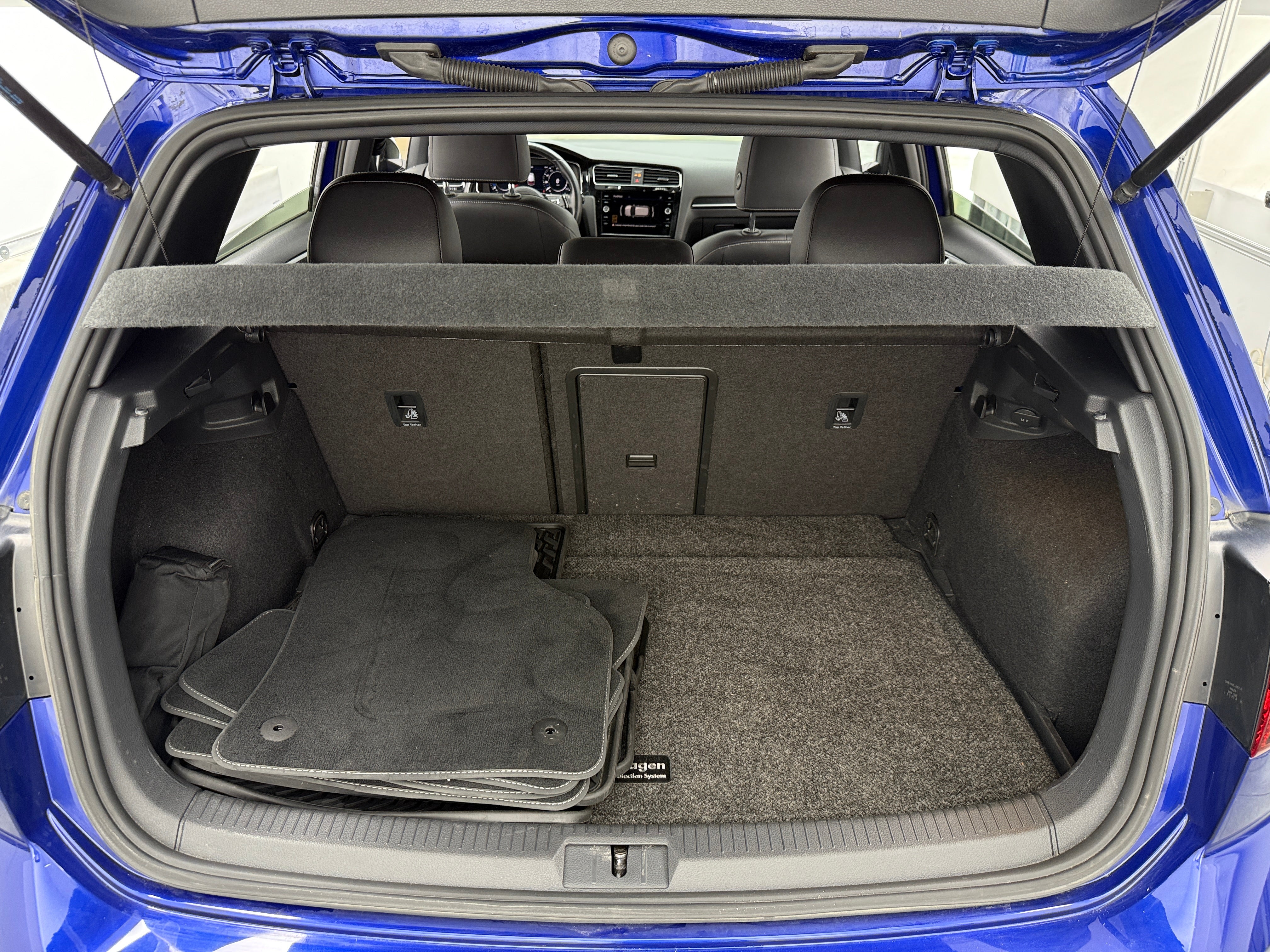 2019 Volkswagen Golf R 6