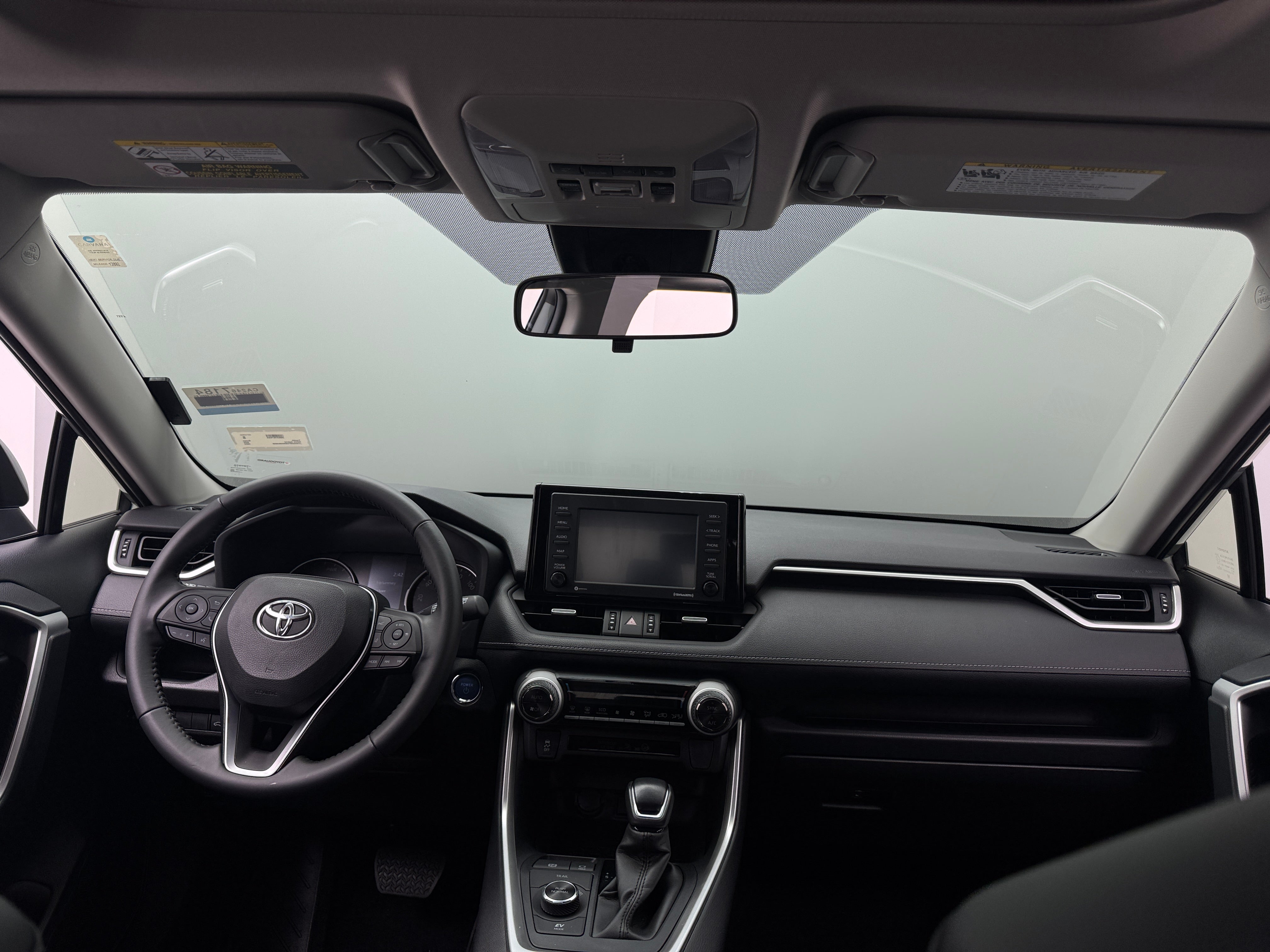 2022 Toyota RAV4 XLE Premium 2