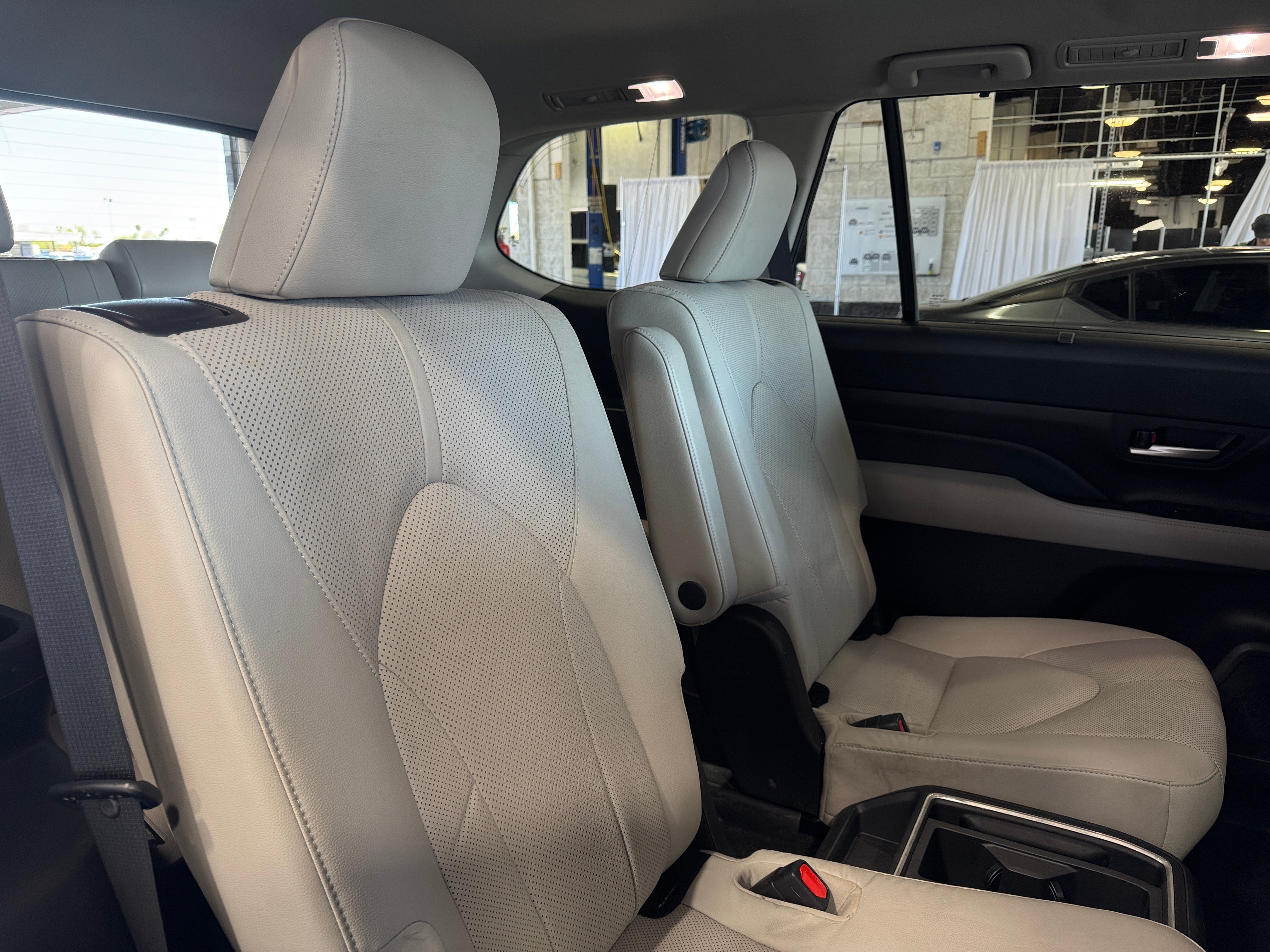 2024 Toyota Grand Highlander Limited 5